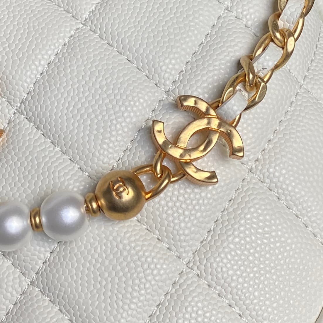 Chanel mini round hobo pouch bag AP4584 Grained Calfskin & gold-tone metal white high