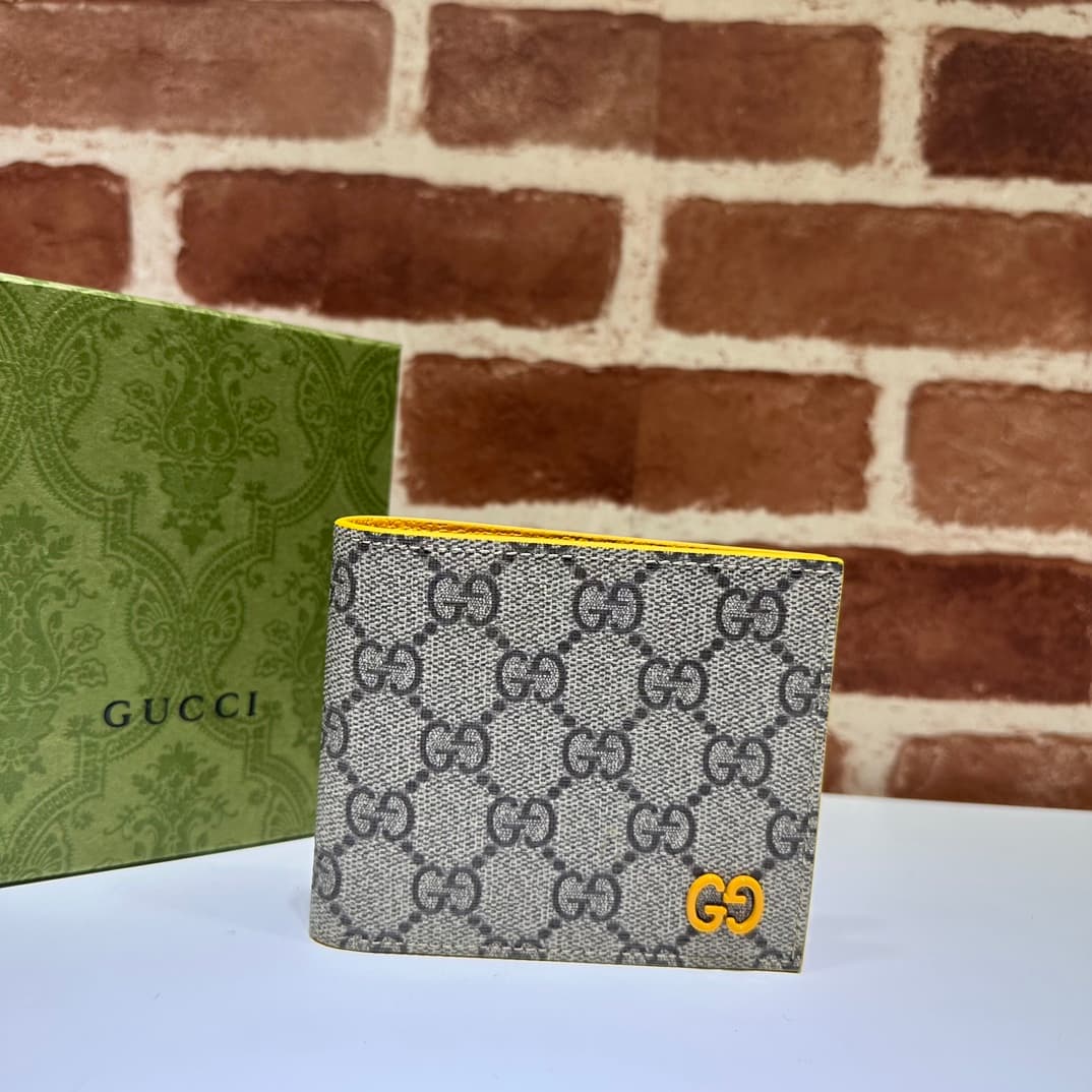 GUCCI Yellow interior GG bi-fold wallet 768243 High