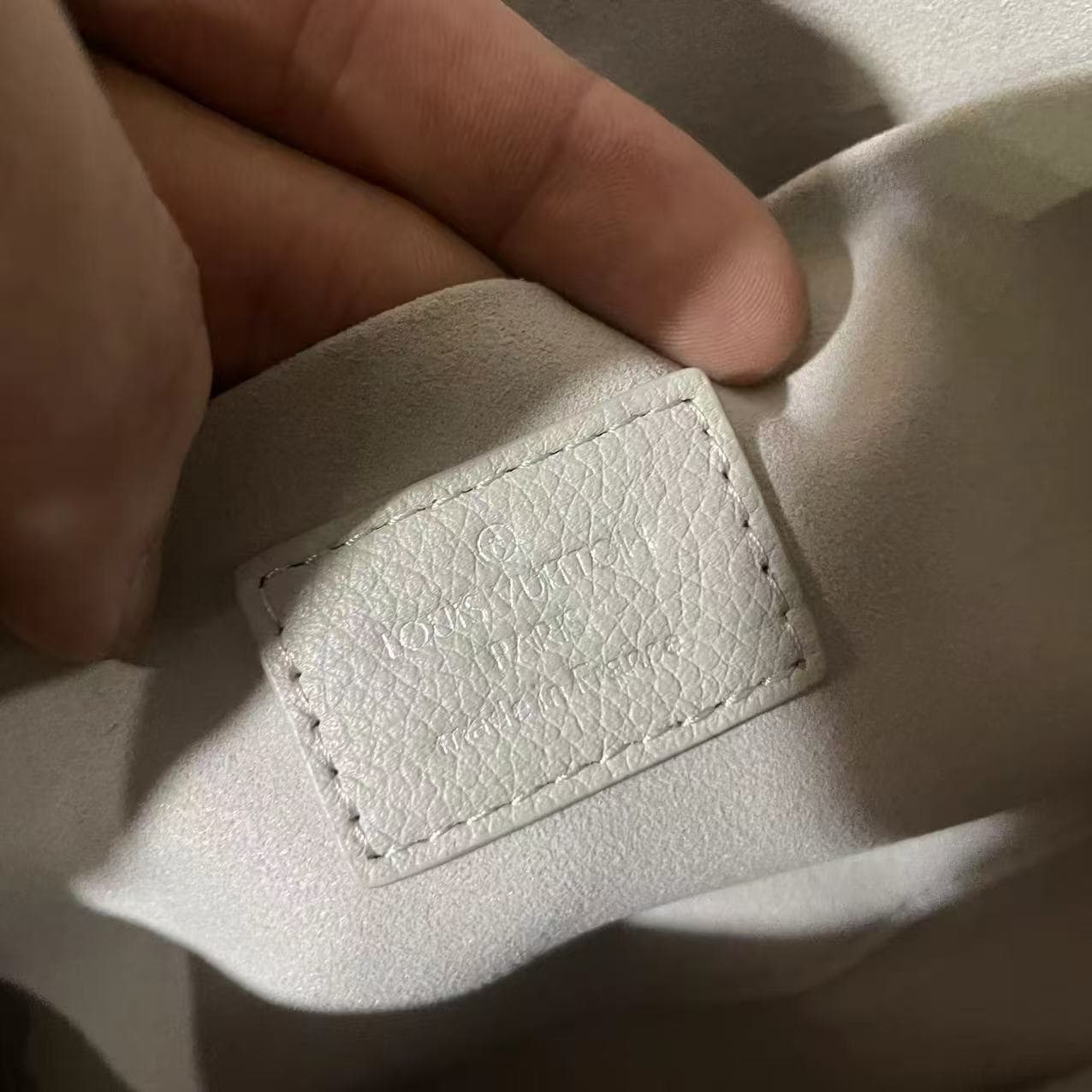 Louis Vuitton Félicie Pochette Monogram Empreinte M14227 Brume/Quartz High