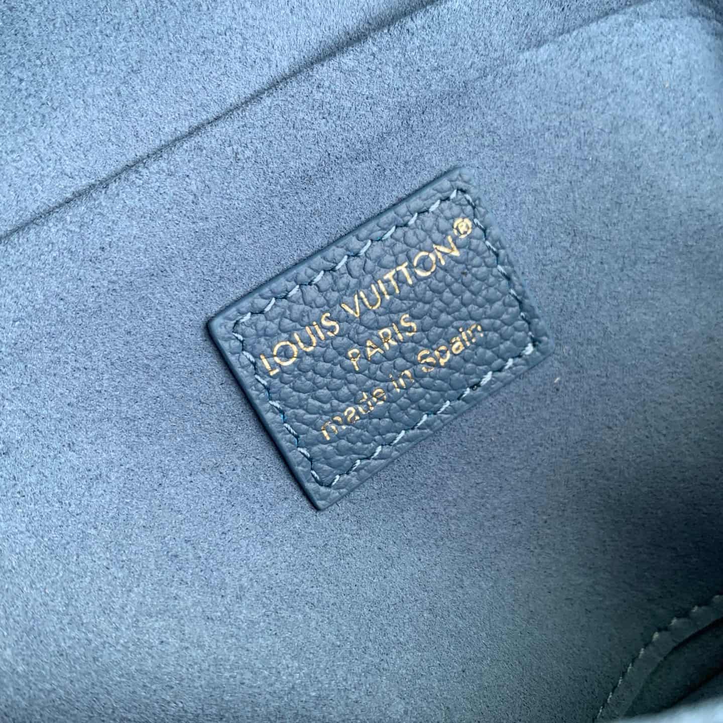 Louis Vuitton Pochette Félicie Denim Blue Embossed grained cowhide leather M28891 High