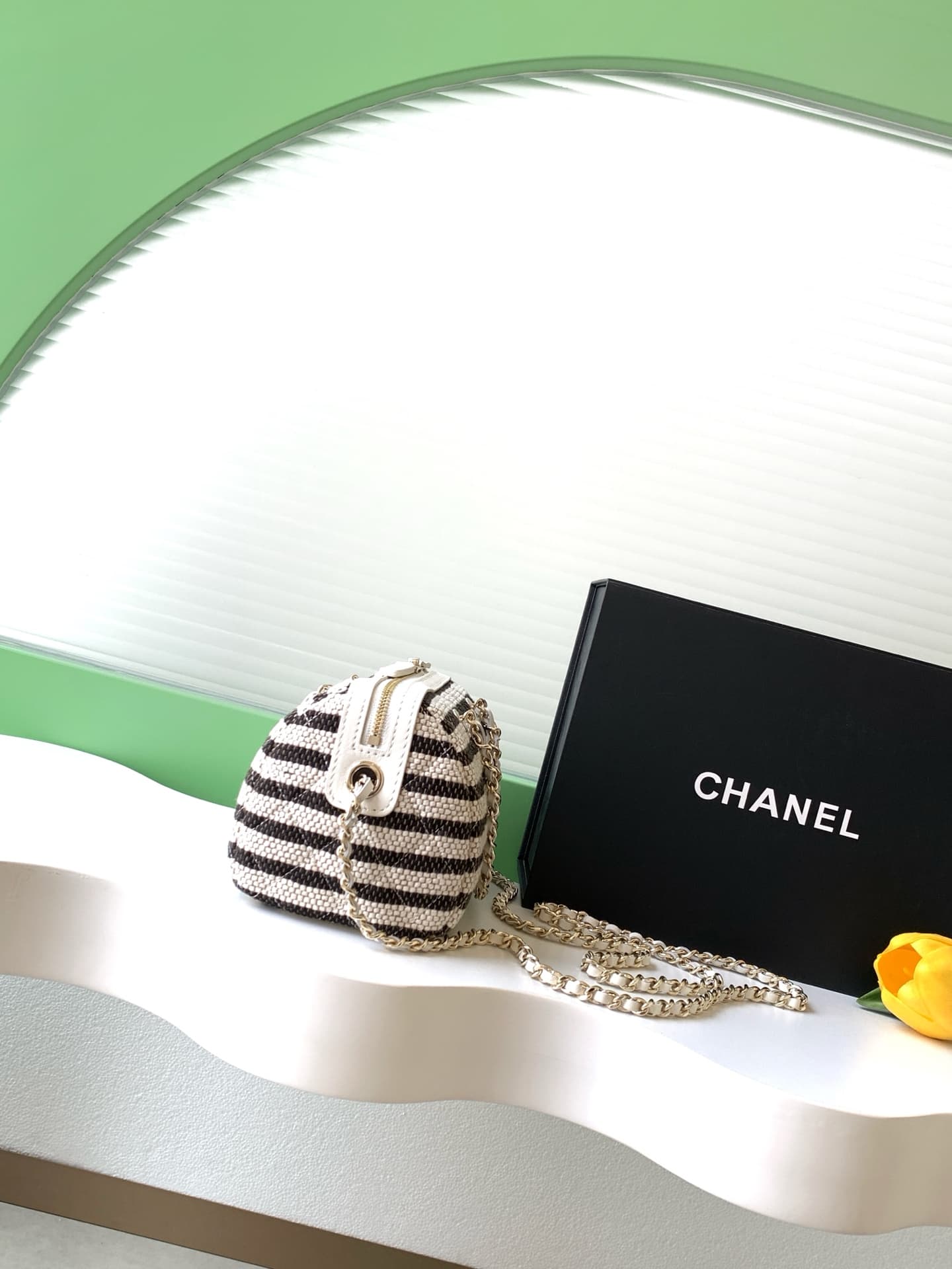 Chanel Clutch with Chain Printed Fabric & Gold-Tone Metal Beige & Light Black AP4986 A