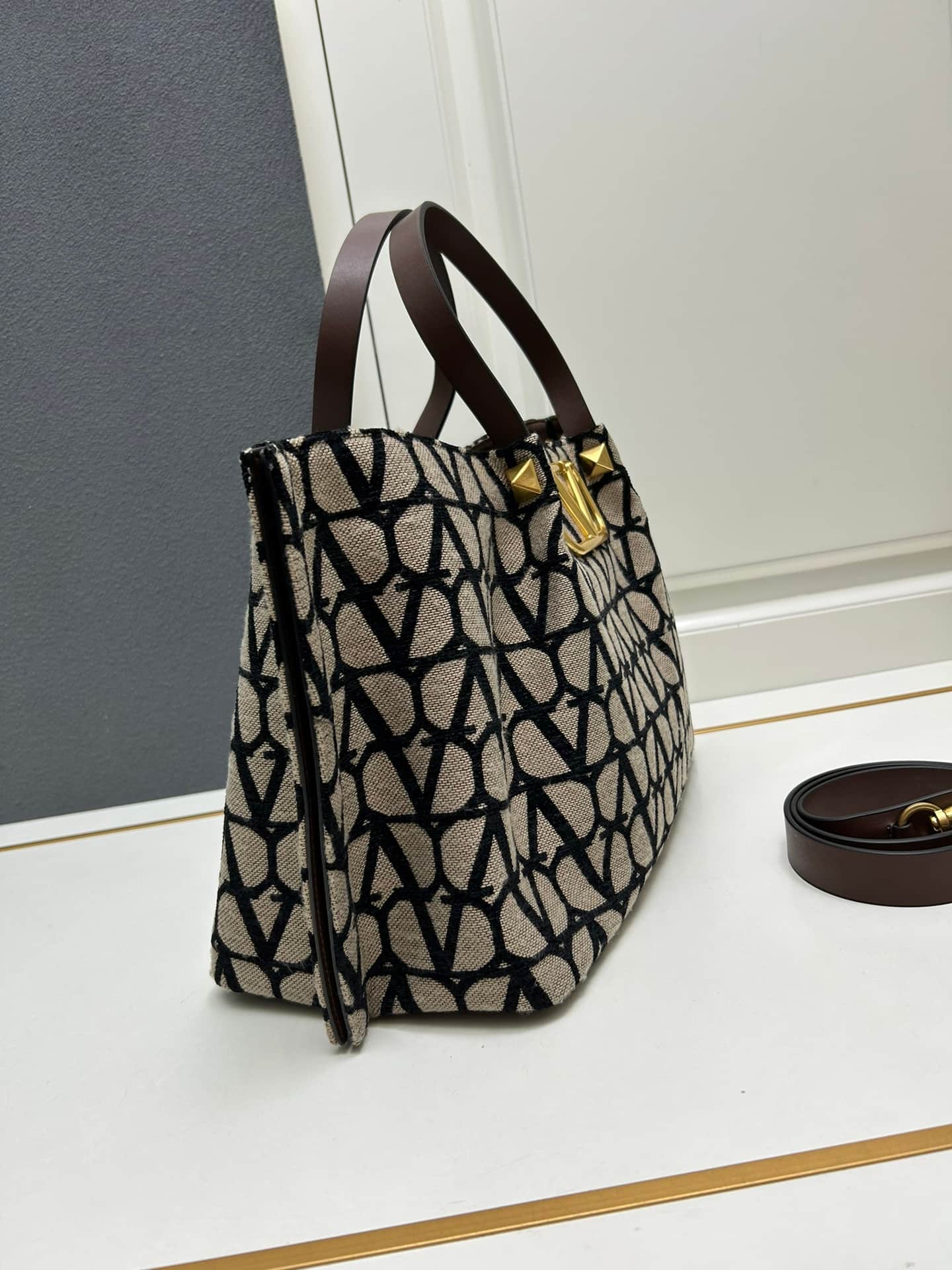 Valentino Garavani VLogo Signature Toile Iconographe Tote Bag Black Mid