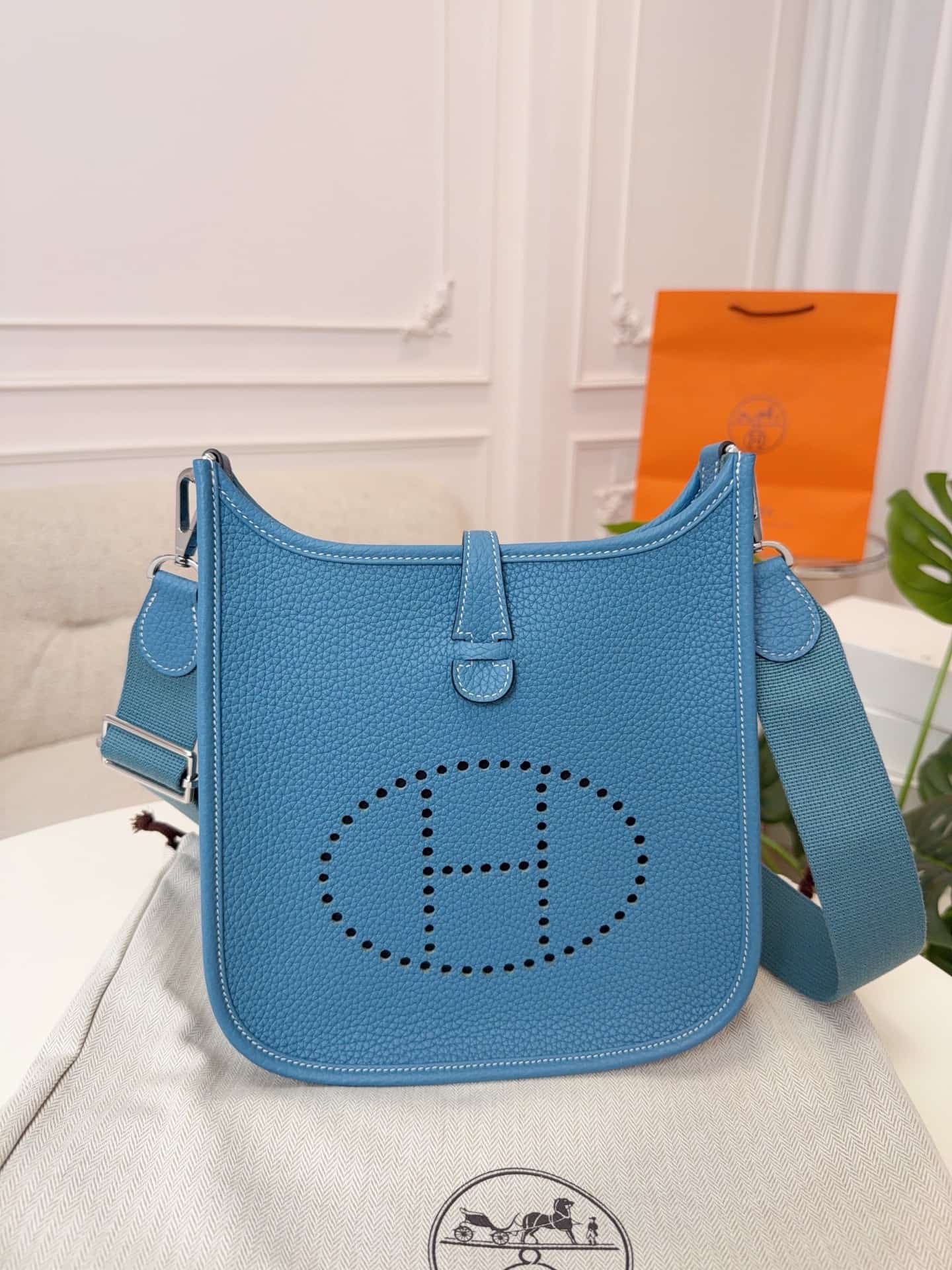 Hermes Evelyne Mini 23 Bag Calfskin In Denim Fonce WAX High