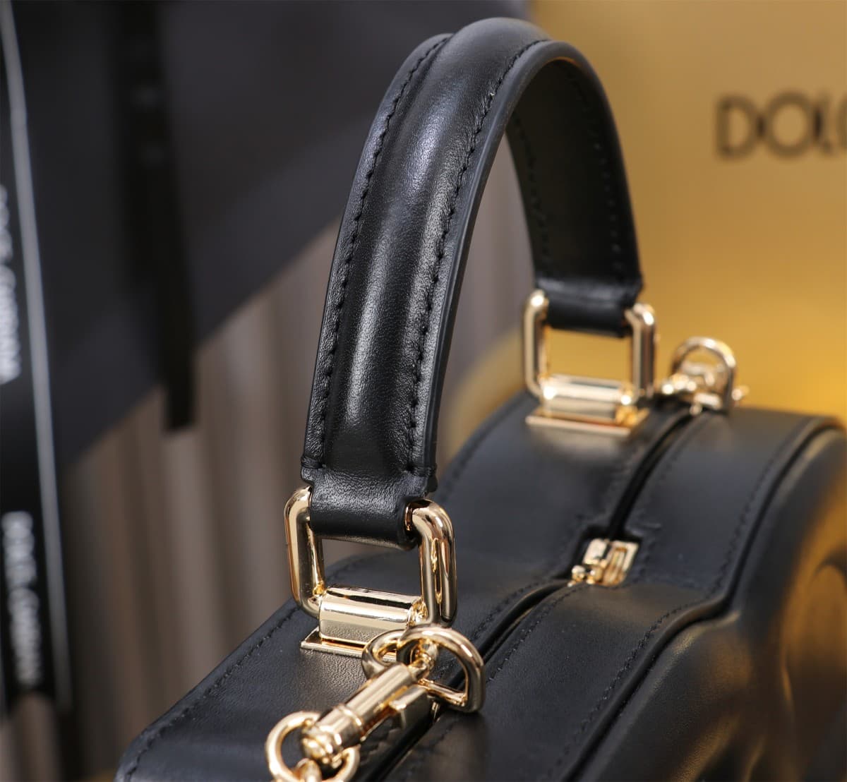 Dolce & Gabbana black leather DG Logo handbag high