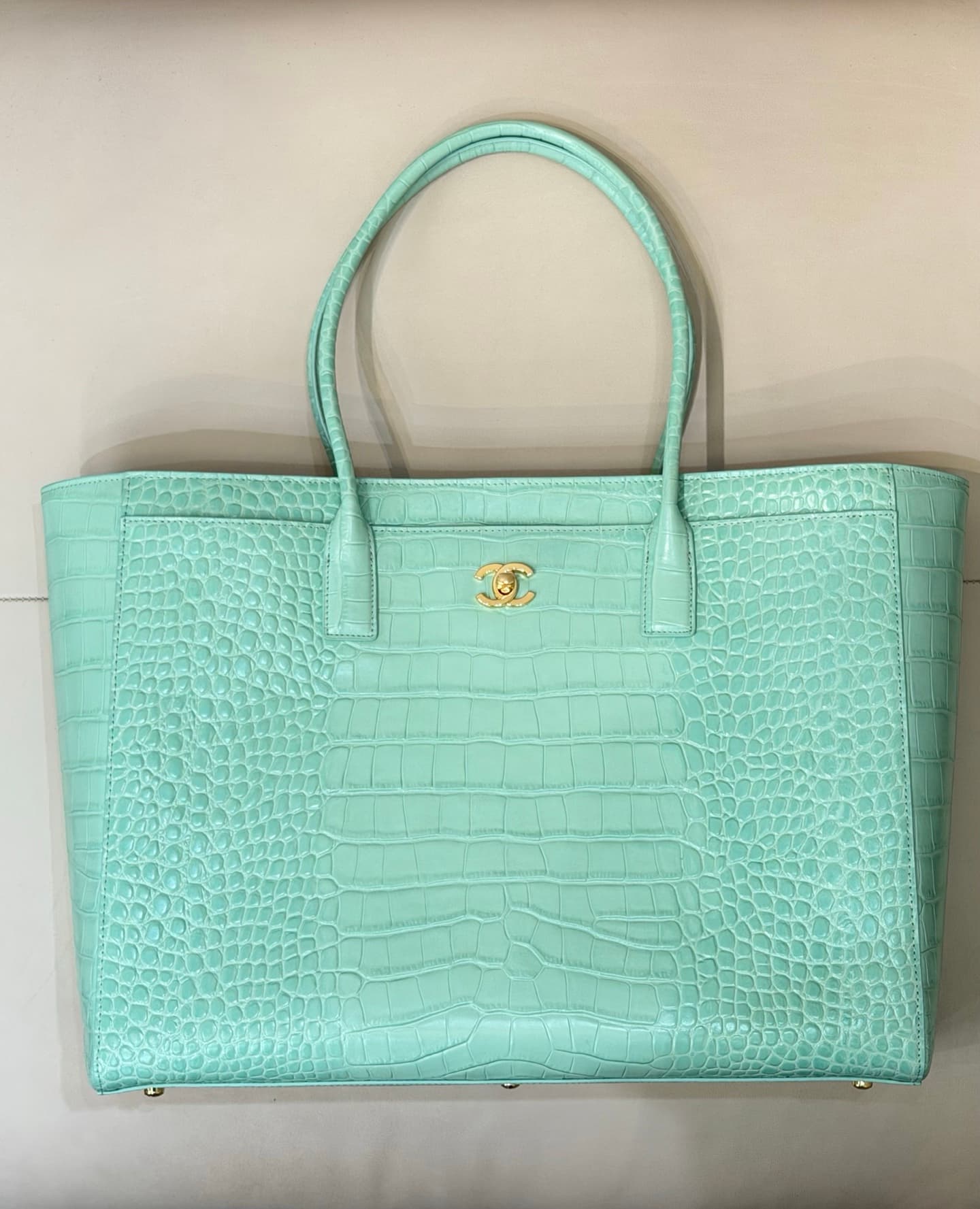 Chanel Shopping Bag Crocodile Embossed Calfskin & Gold-Tone Metal Green AS6239  TOP
