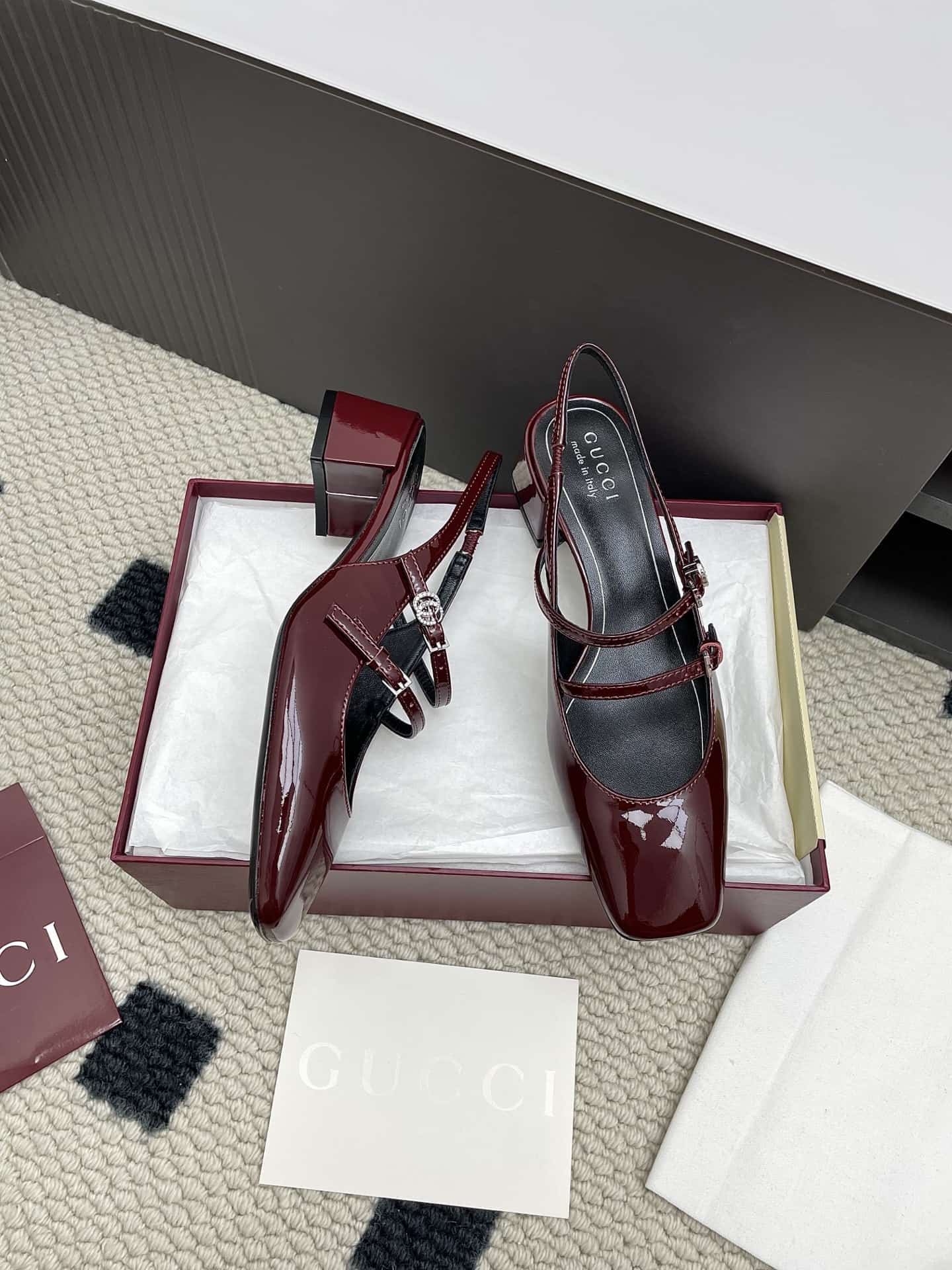 Gucci Sandal shoes Women
