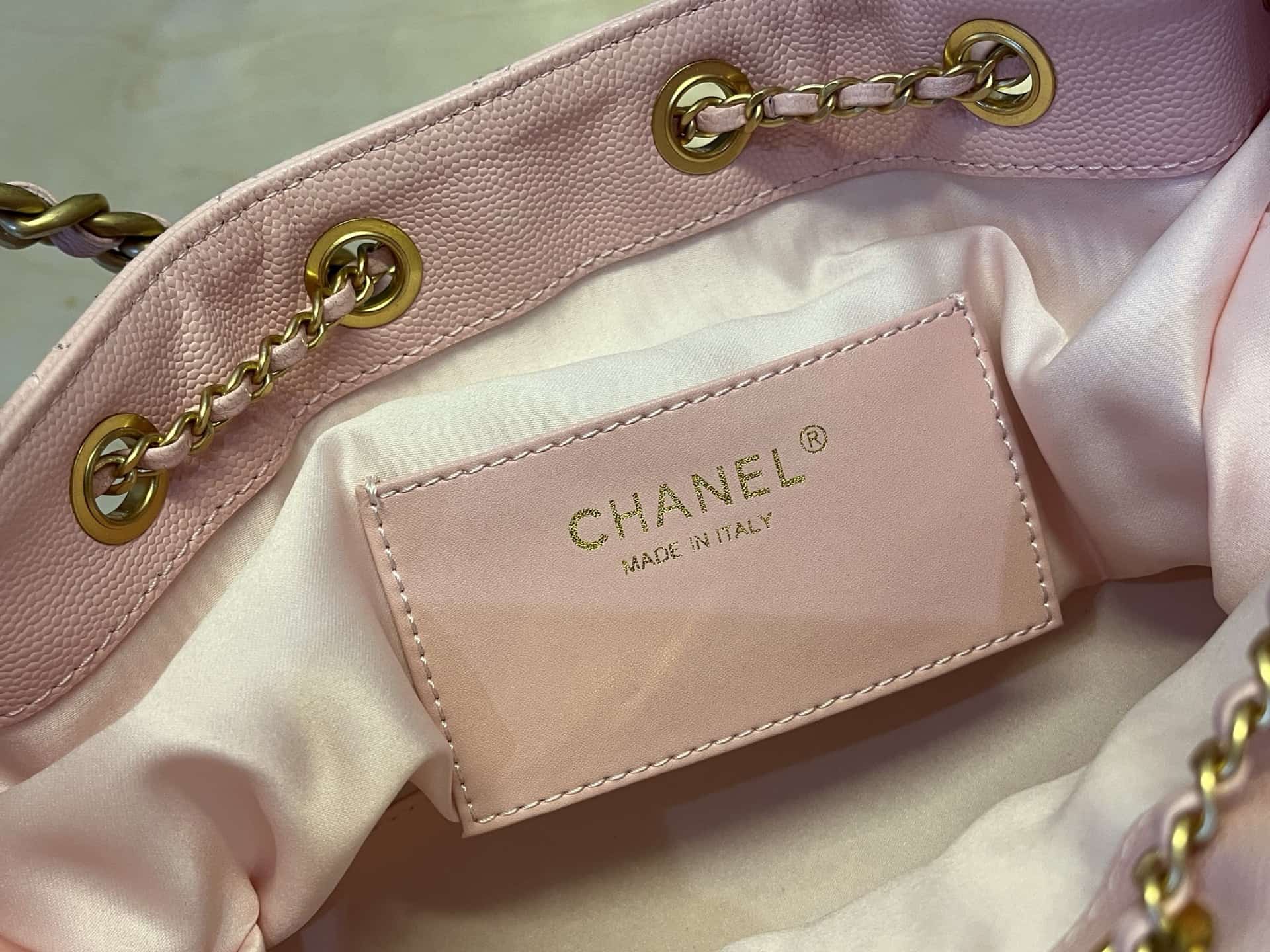 Chanel 25 Small Hobo handbag AS5293 Grained Calfskin & Gold-tone Metal Pink A