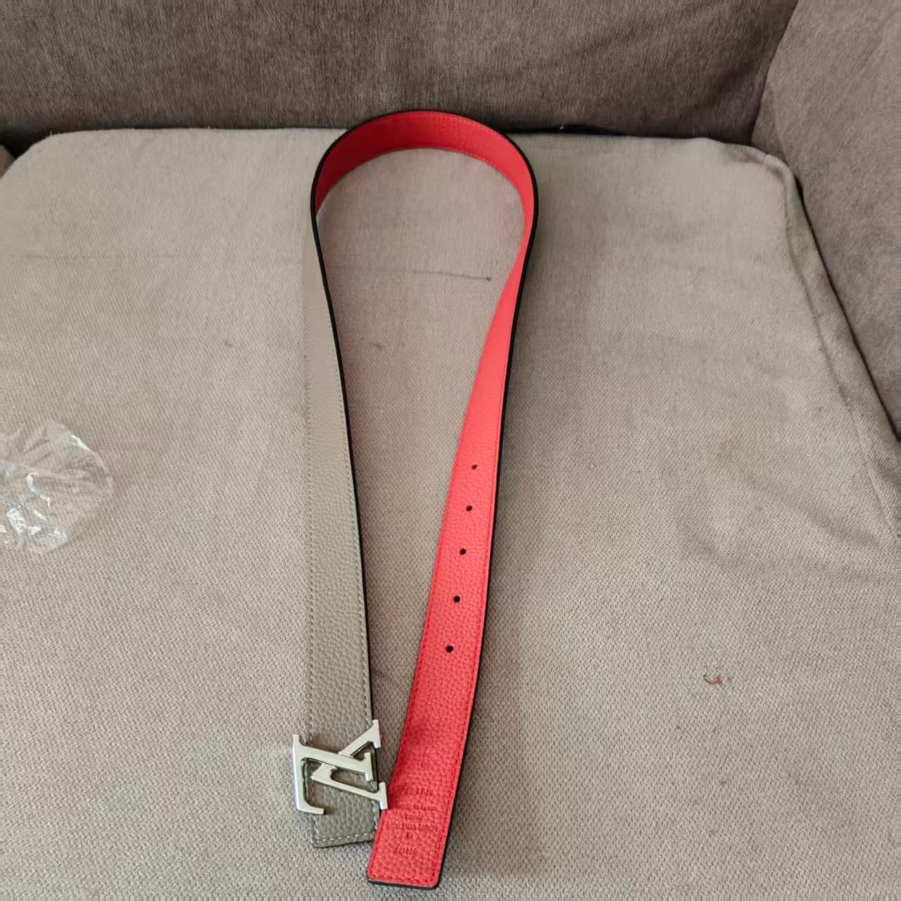 Louis Vuitton LV INITIALES 30MM REVERSIBLE BELT Leather Fuchsia/Grey High