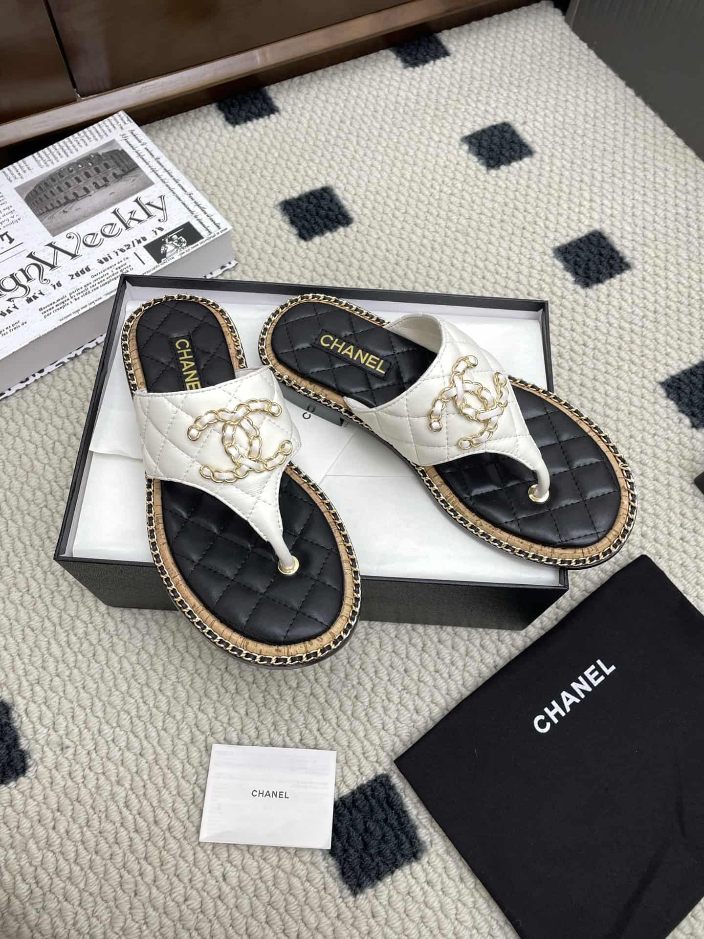 Chanel Patent Leather Cc Dad Sandals shoes Women