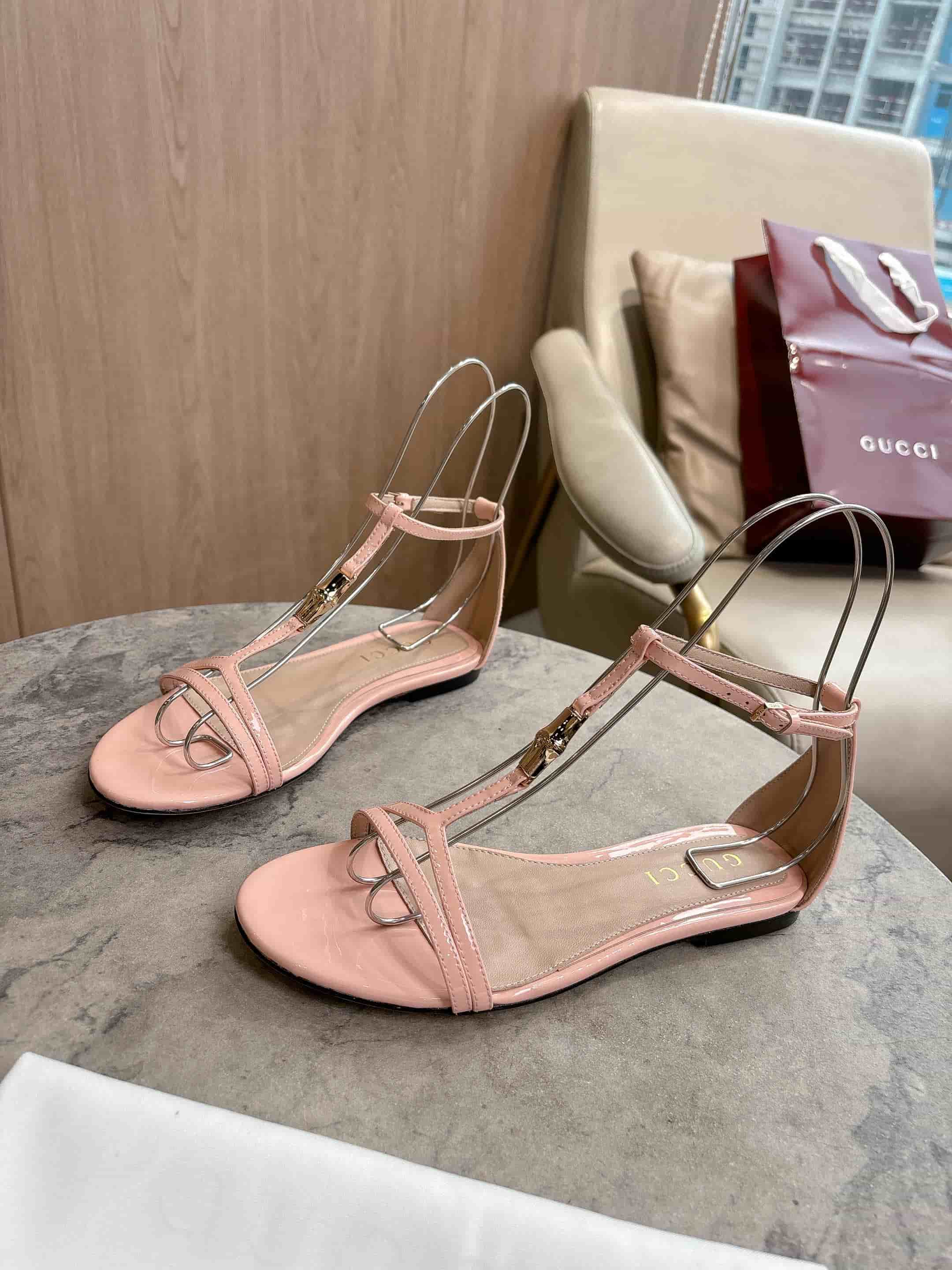 Gucci thong sandal with Bamboo Shoes Women