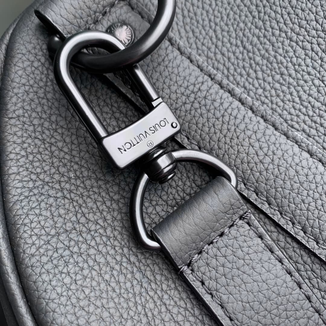 Louis Vuitton Keepall Bandoulière 35 Waxy calfskin M15249 Black High