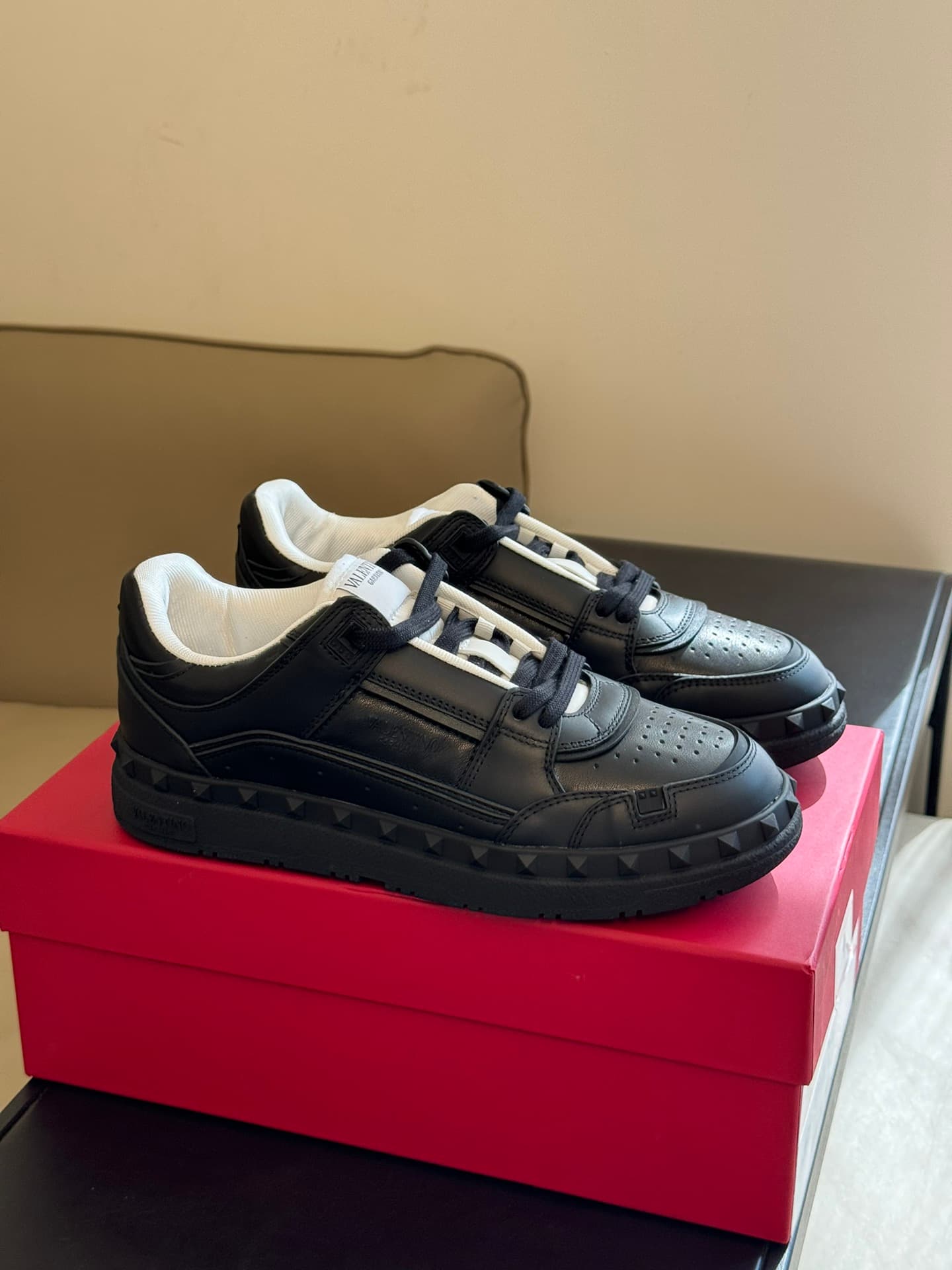 Valentino garavani open skate sneakers Men Women