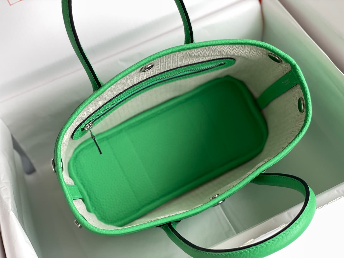 Hermes Garden Party 23 bag in Vert Comics Togo Leather WAX High