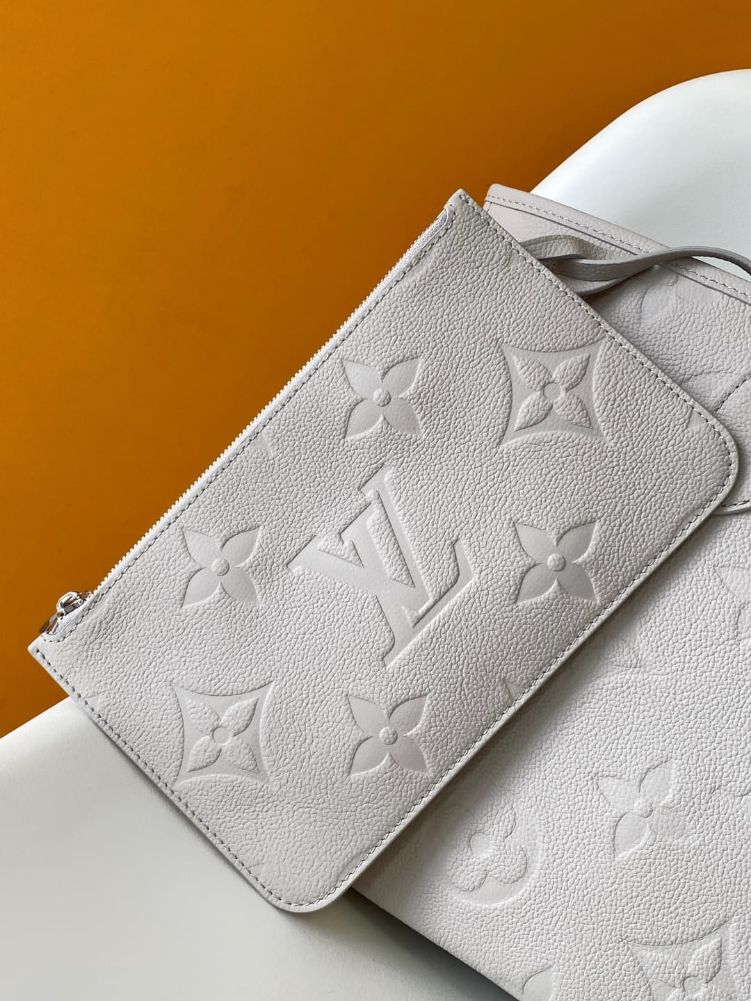 Louis Vuitton Neverfull MM Monogram Empreinte Leather M13758 Brume Gray High