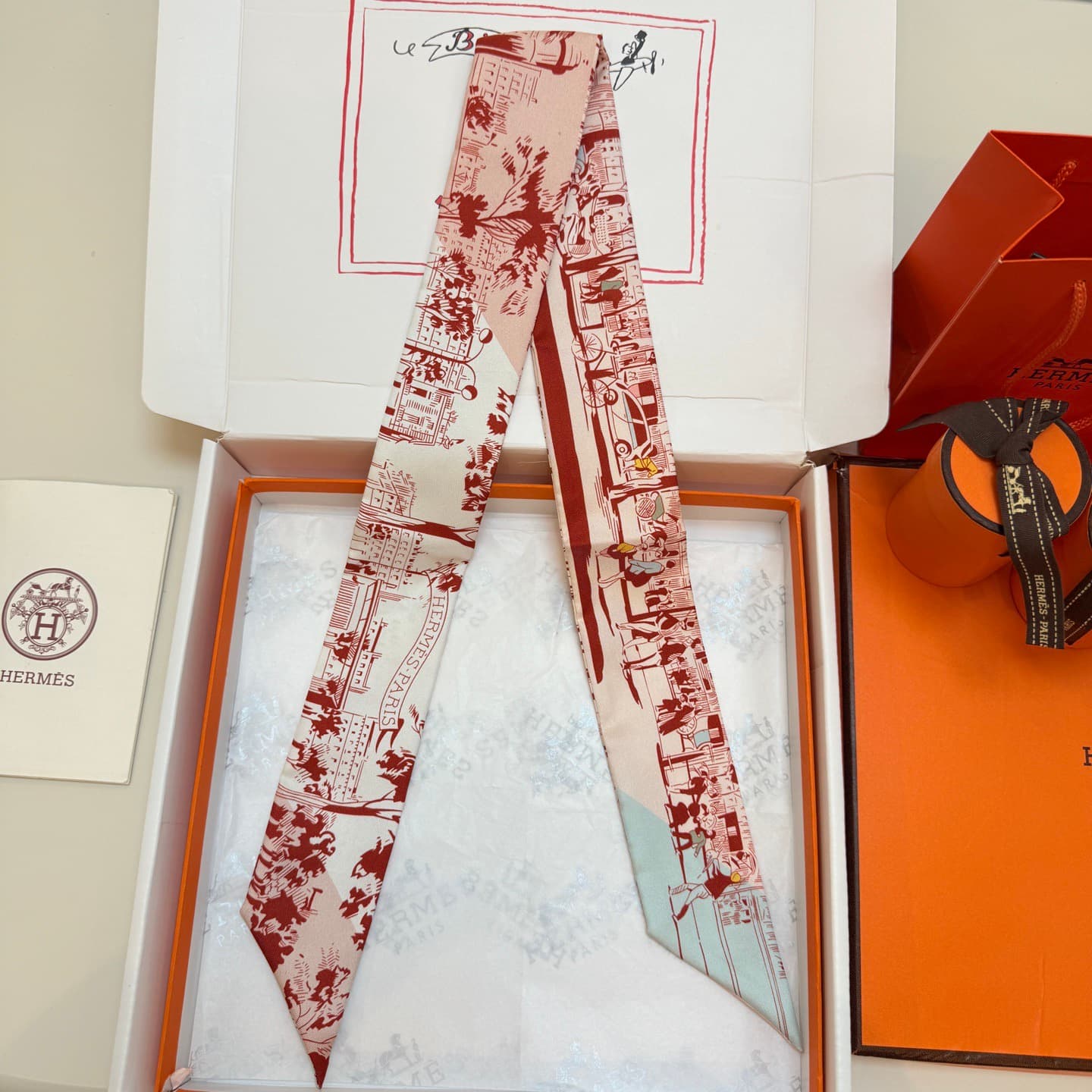 Hermes A l'Ombre des Boulevards Twilly scarf