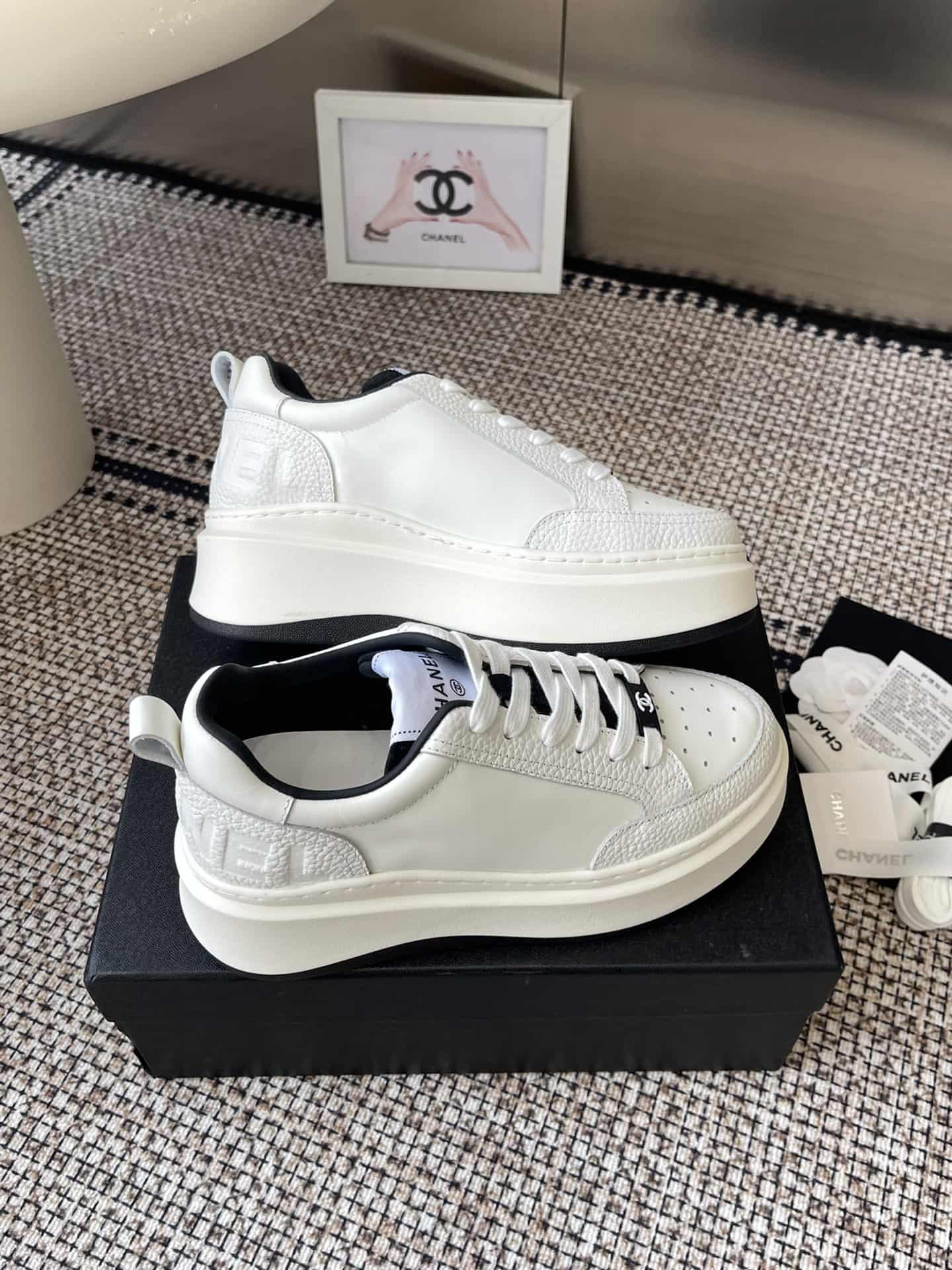 Chanel sneaker Shoes Women