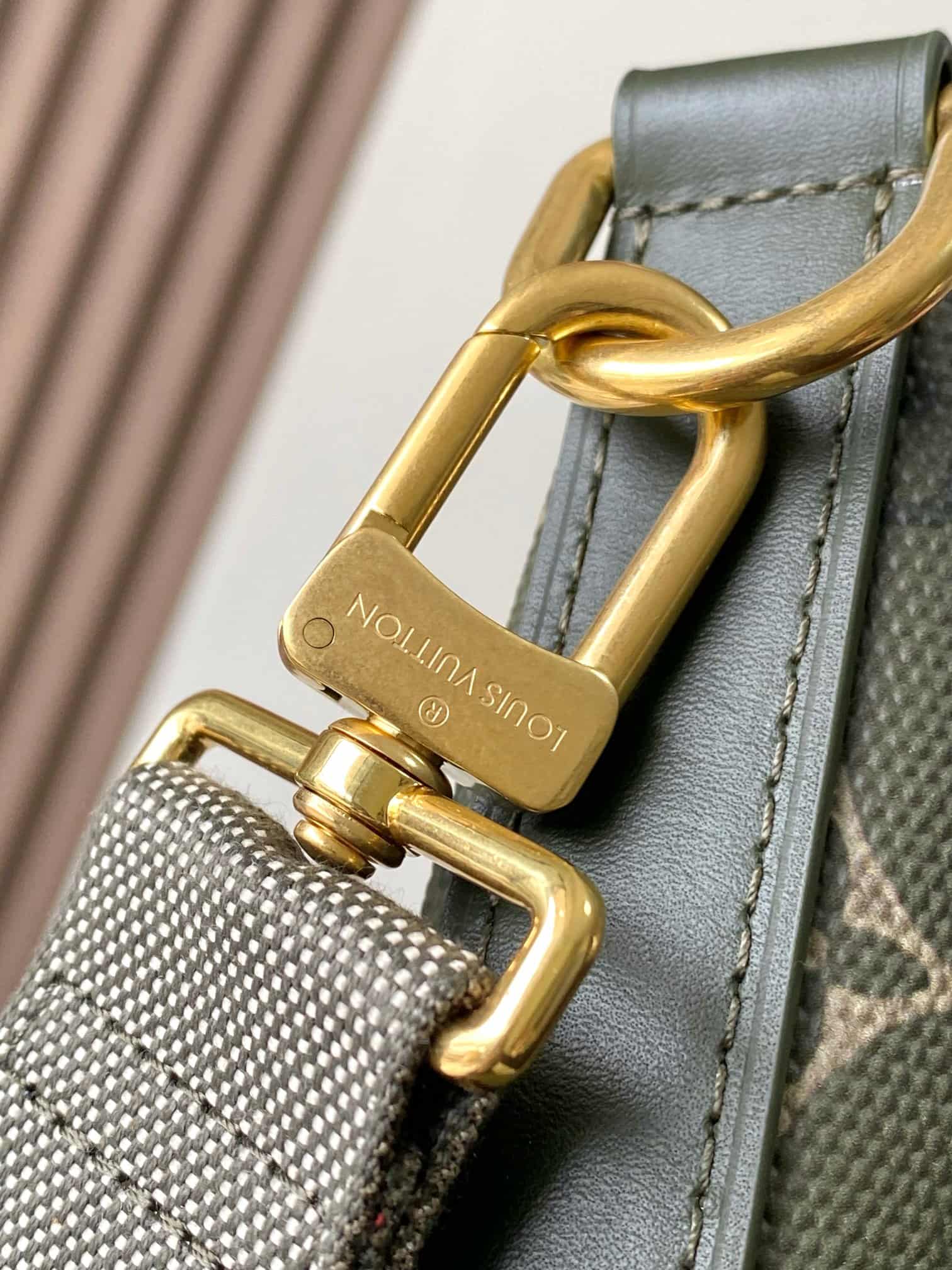 Louis Vuitton Vagabond Hobo Khaki Monogram Surplus coated canvas M27181 TOP