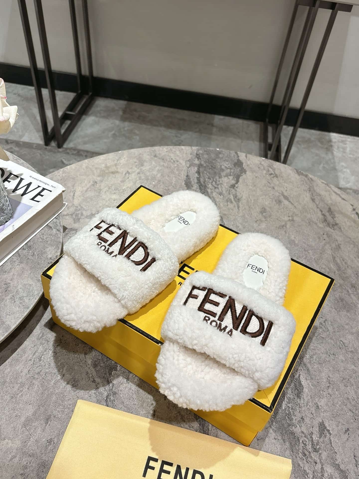 Fendi Slide sandal shoes Women