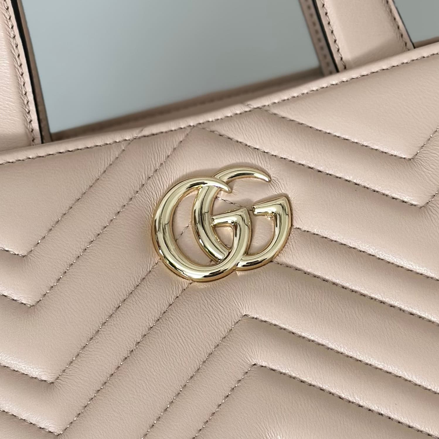 Gucci Betty small tote bag 847386 pale pink leather High