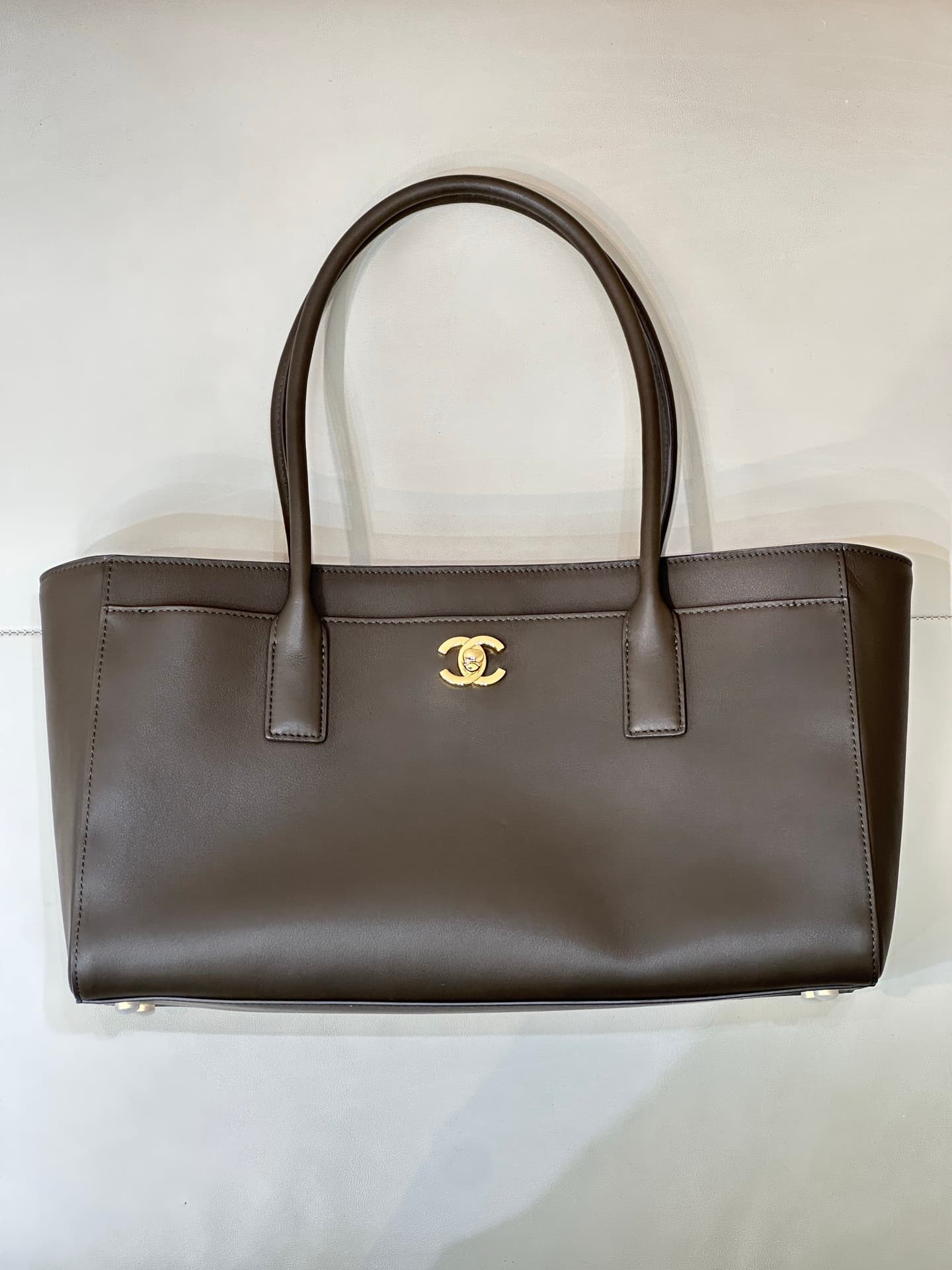Chanel Small Shopping Bag Calfskin & Gold-Tone Metal Military Green AS6243 TOP
