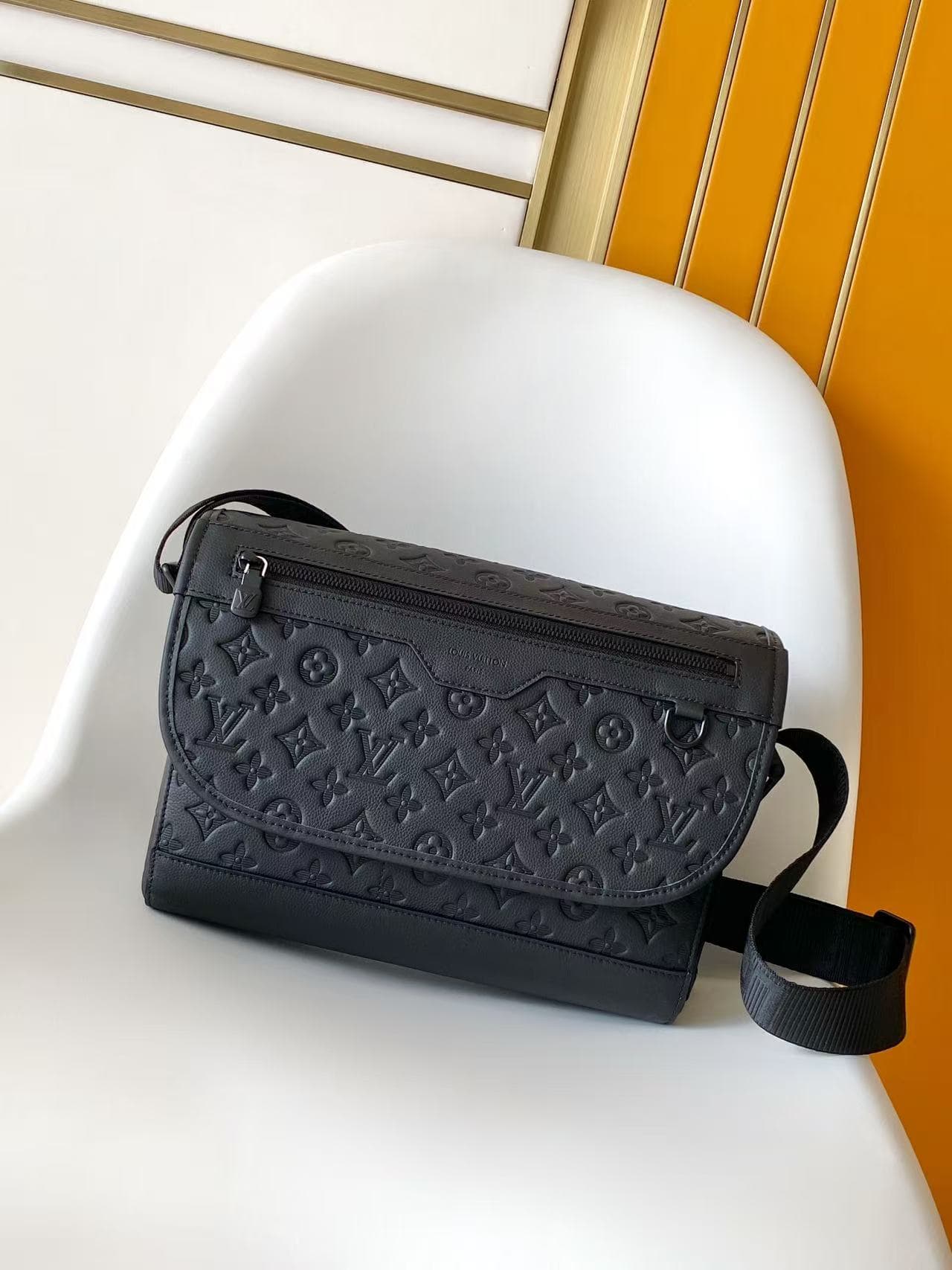 Louis Vuitton Courrier Messenger Black Monogram Shadow calfskin leather M28781 High