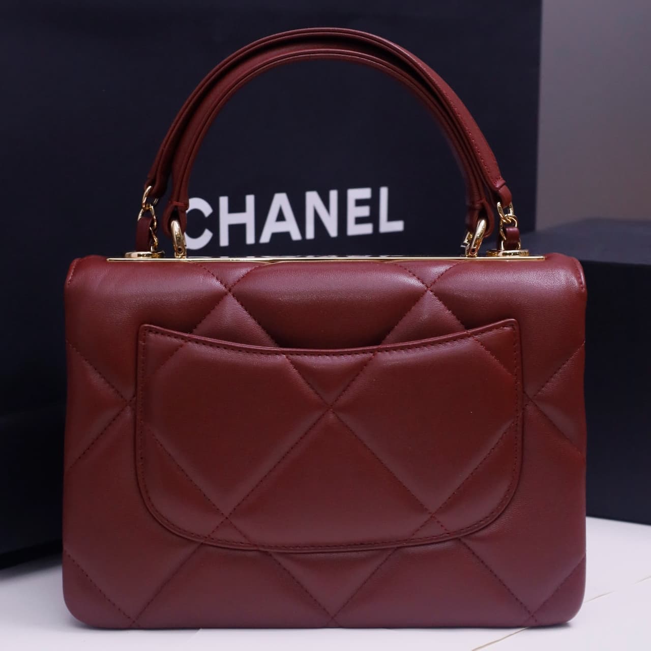 SMALL FLAP BAG WITH TOP HANDLE Lambskin Gold Metal Burgundy A