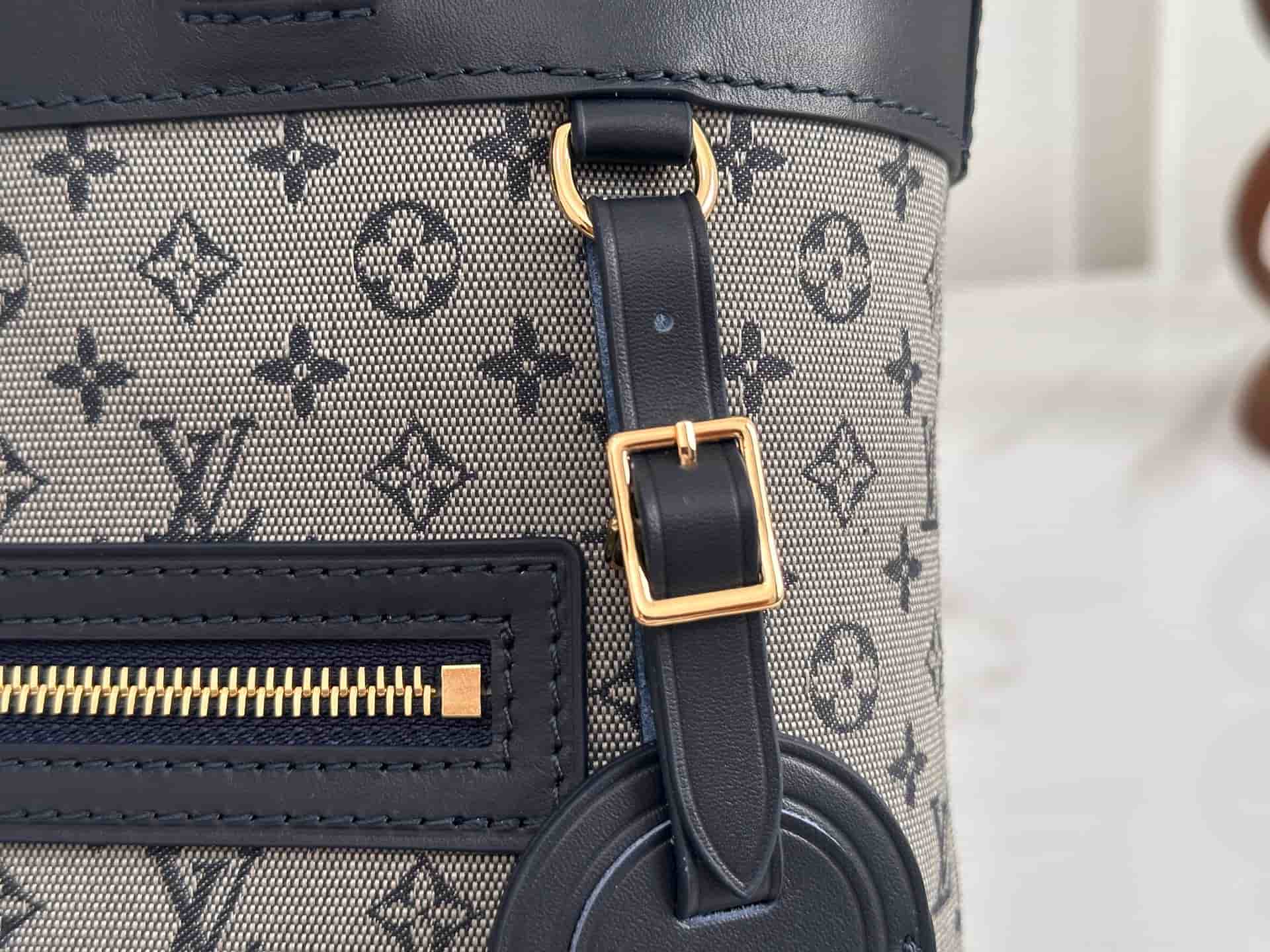 Louis Vuitton Monogram Lin Lucille shoulder bag M92609 High