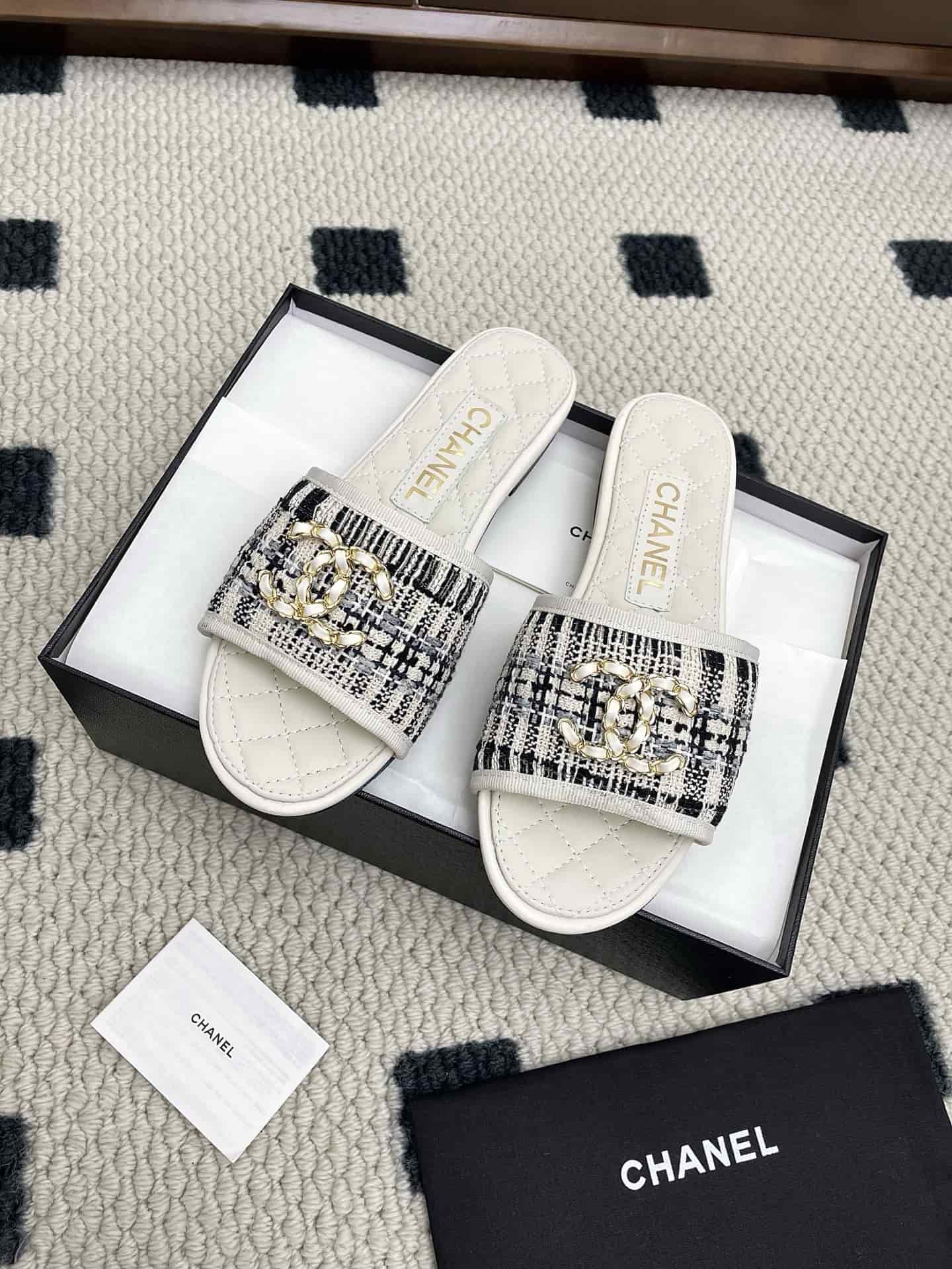 Chanel Loafer shoes Women