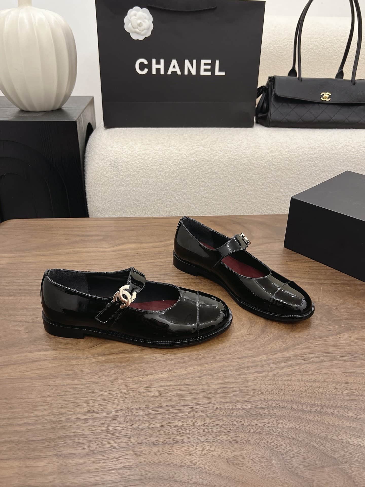 Chanel Mary Jane Flats Shoes Women