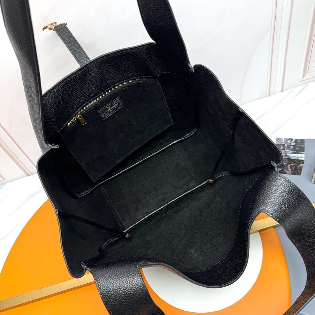 LE 5 À 7 BEA in grained leather 763435 Black TOP
