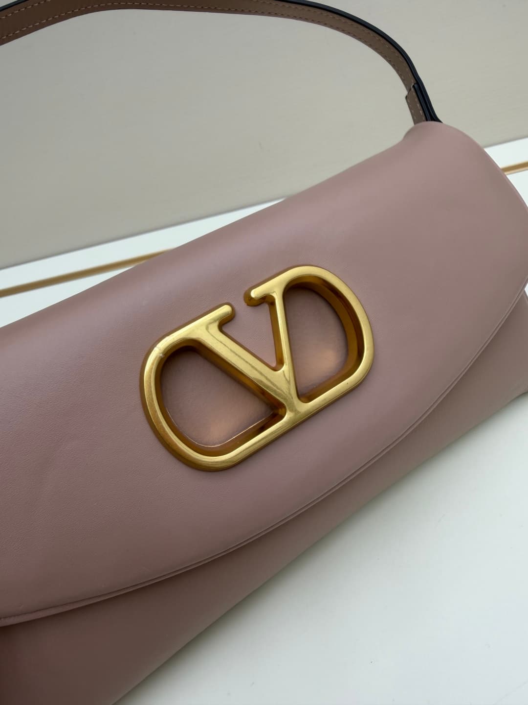 Valentino Garavani Devain Small Nappa Shoulder Bag Pink High