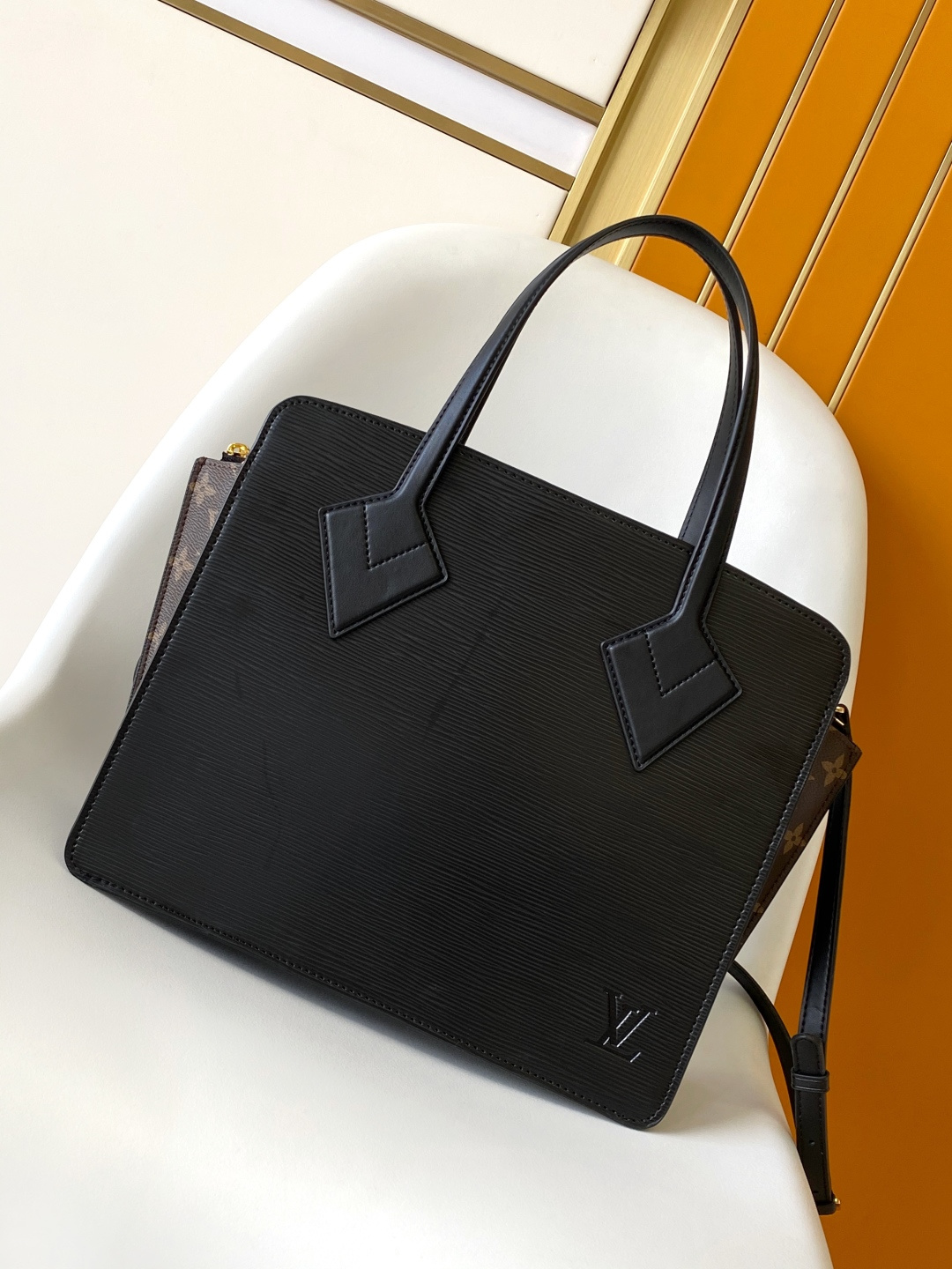 Louis Vuitton Varenne Black Epi leather M11789 High