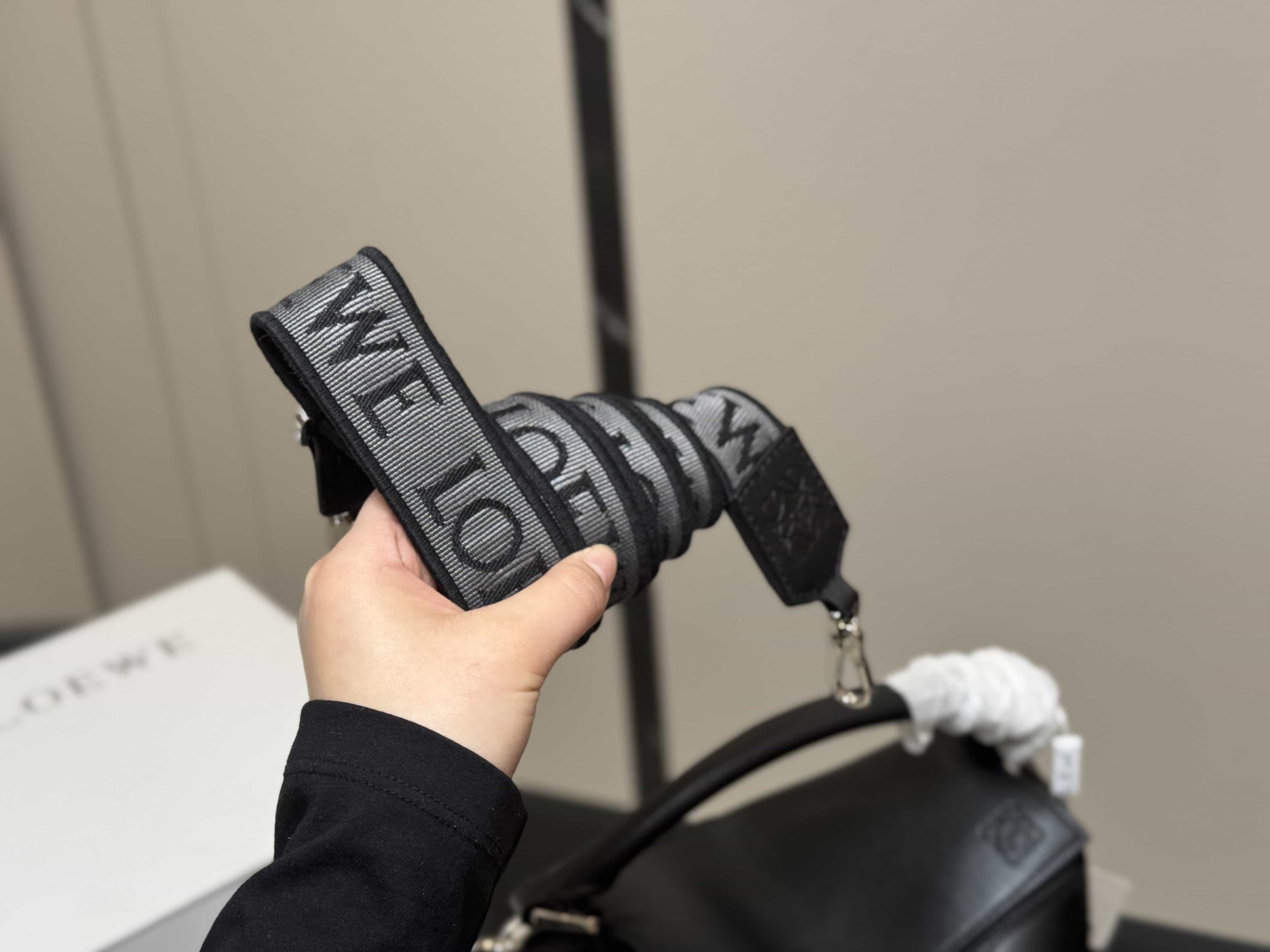 Small Puzzle bag in Calfskin