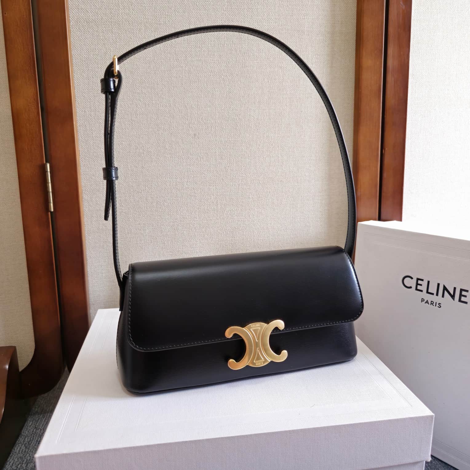 Celine Triomphe Shoulder Bag in Shiny Calfskin Black High