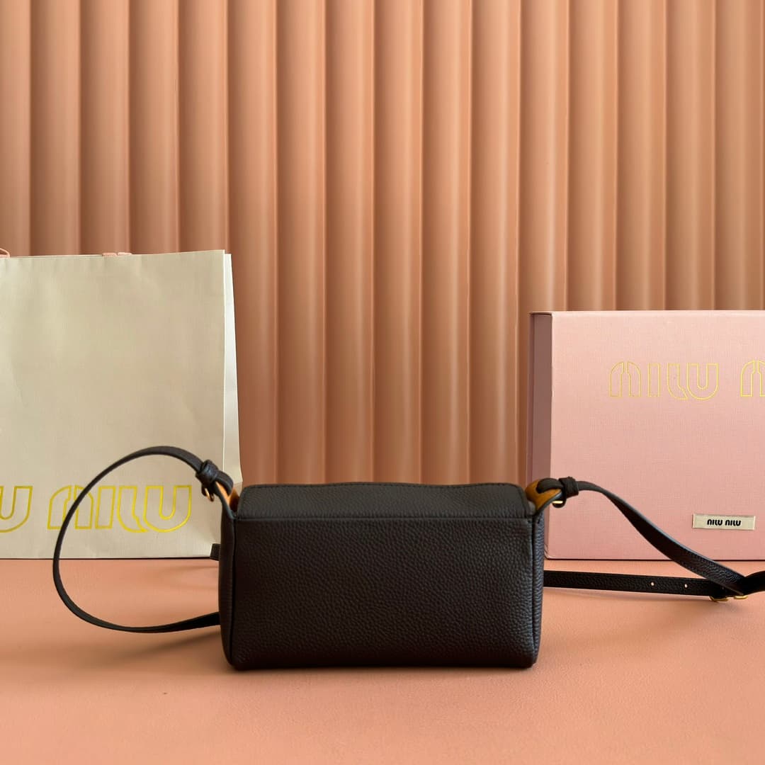 Miu Miu Nappa Calfskin leather pouch Black 5BE097 TOP