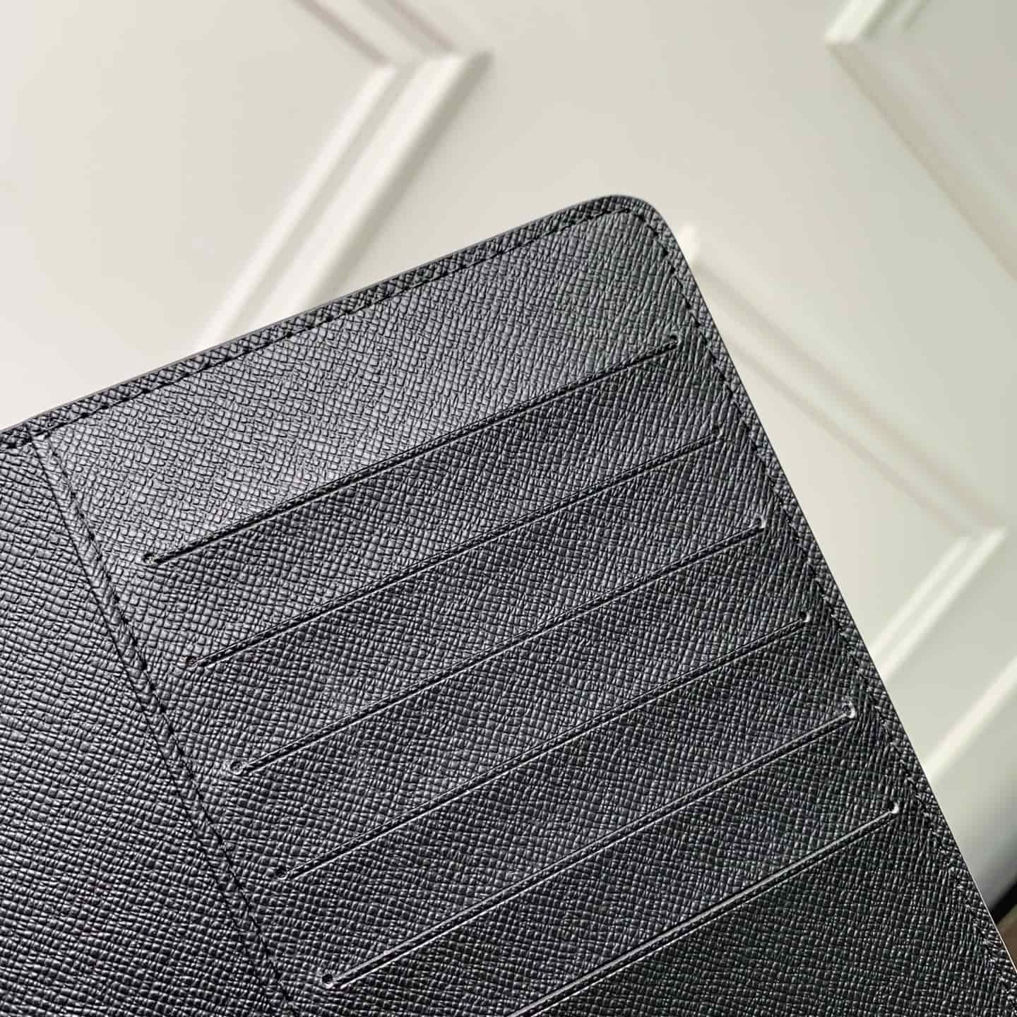 Louis Vuitton Desk Agenda Cover Monogram canvas, cross grain leather lining R20100 High
