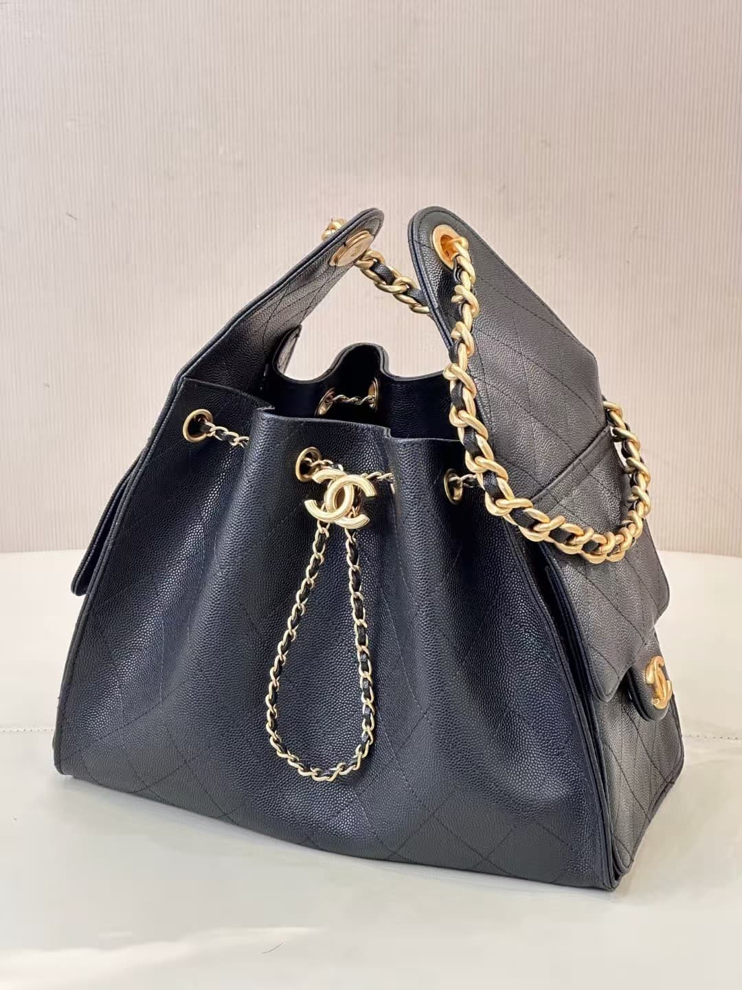 Chanel 25 Small Hobo handbag AS5293 Grained Calfskin & Gold-tone Metal Black TOP