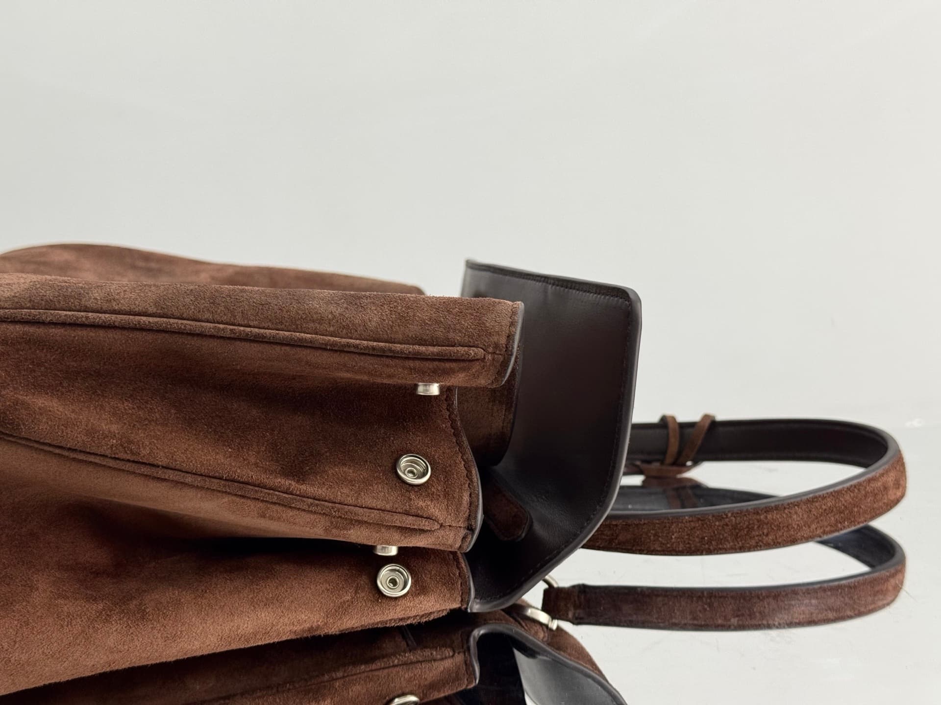 Balenciaga Rodeo Medium Bag in Light Espresso Waxed Suede Calfskin With Silver-Tone Metal TOP