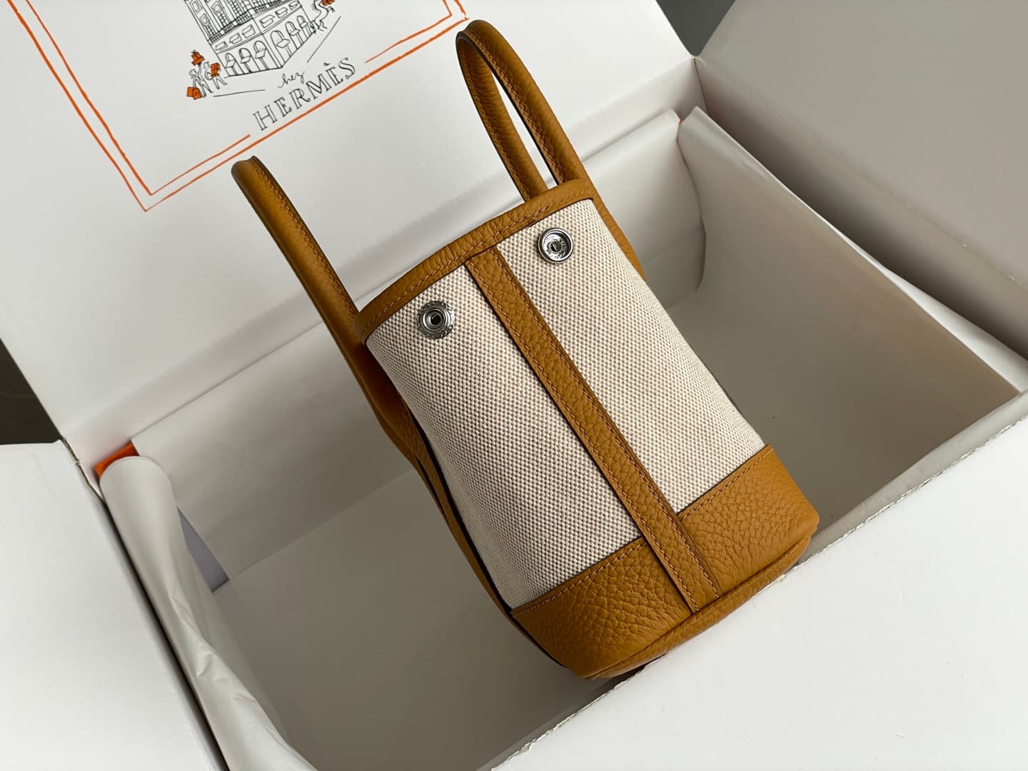 Hermes Garden Party 23 bag in Beach Gold Togo Leather With Canvas WAX High