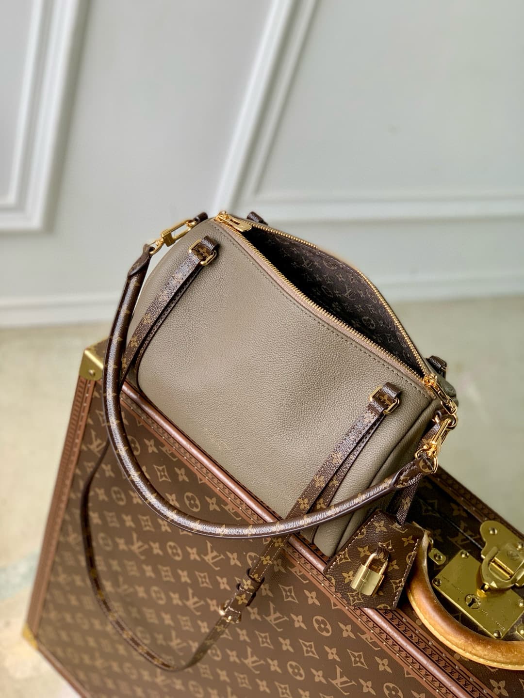 Louis Vuitton Express PM Calfskin leather Smoke Gray M26360 High