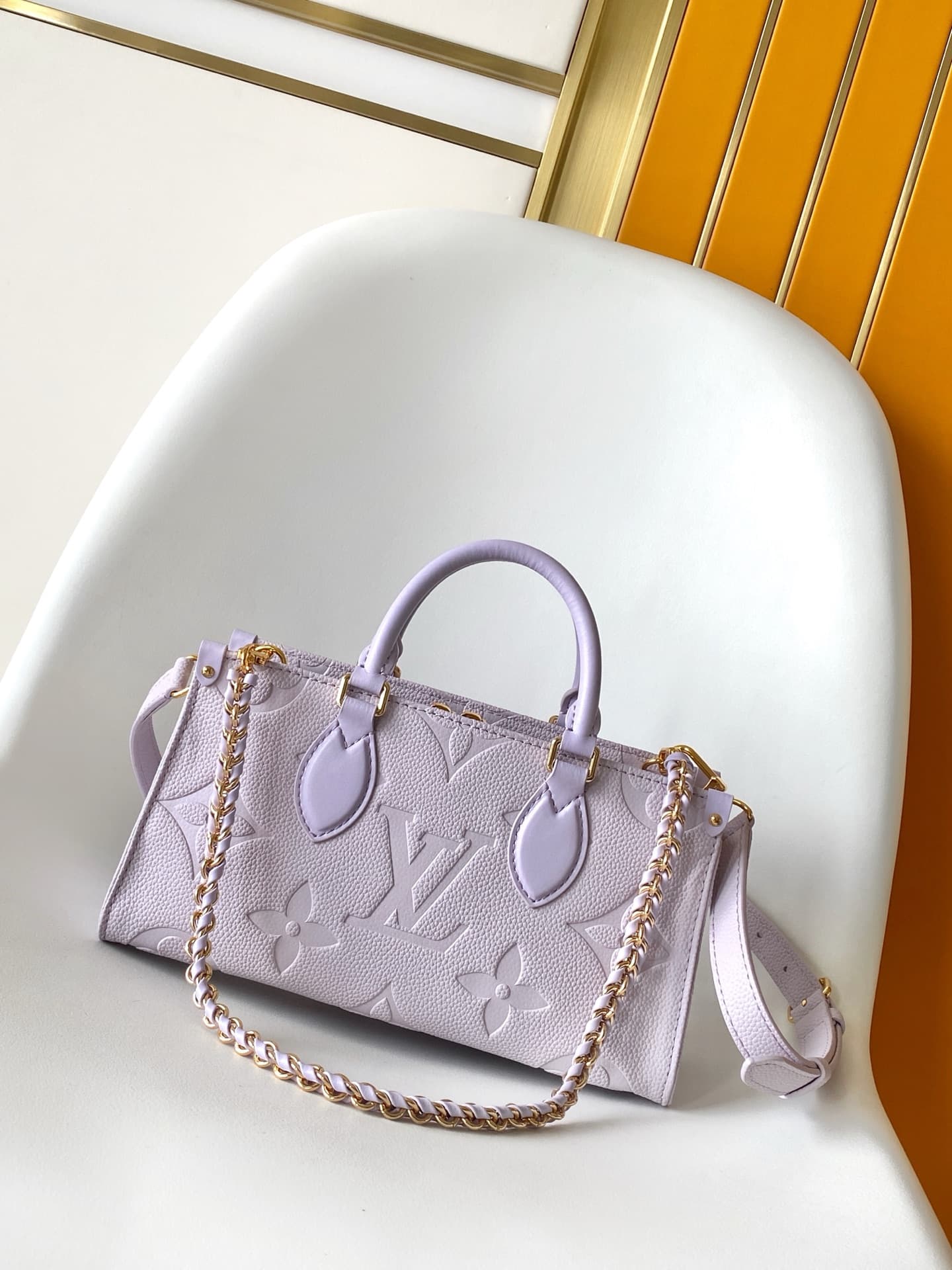 Louis Vuitton OnTheGo East West Misty Lilac Embossed grained cowhide leather M15192 High