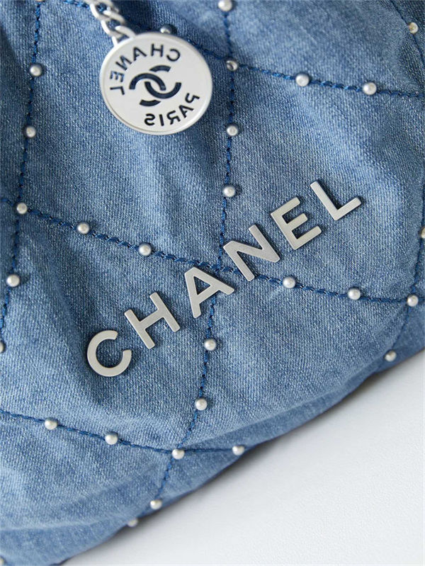 Chanel 22 SMALL HANDBAG Denim & Silver-Tone Metal AS3260 Blue A