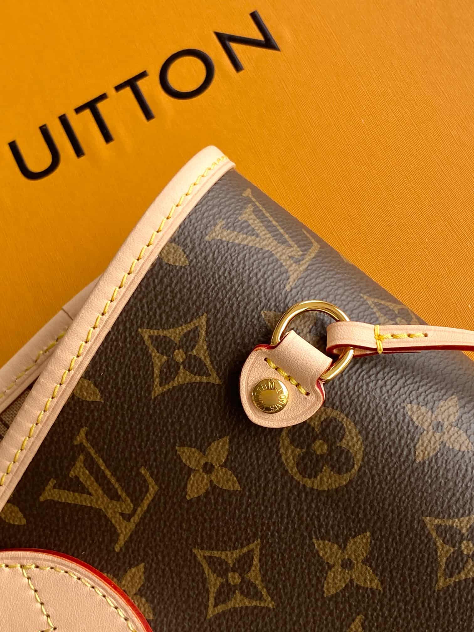 Louis Vuitton Neverfull MM Mon Monogram Beige canvas P01926 High
