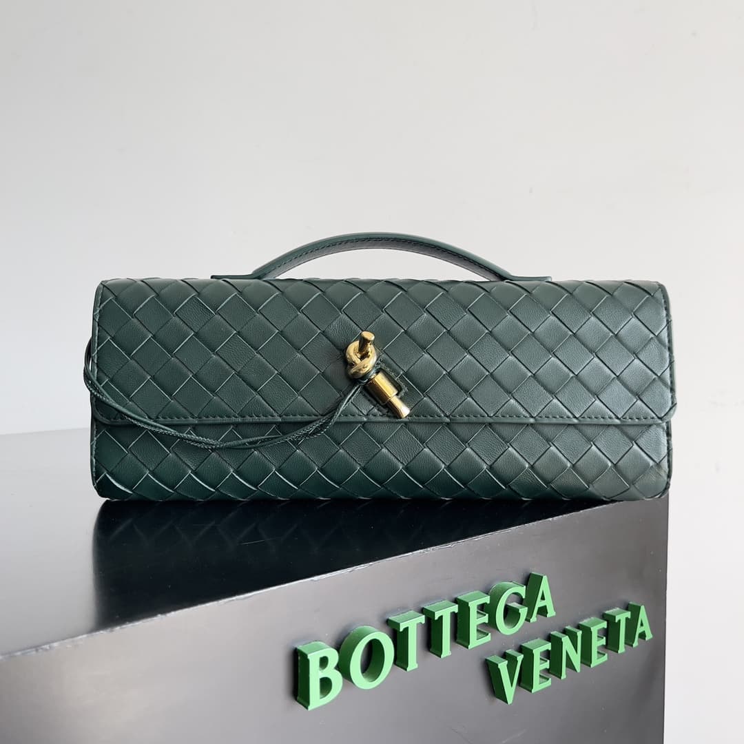 BV Long Clutch Andiamo With Handle Lambskin TOP