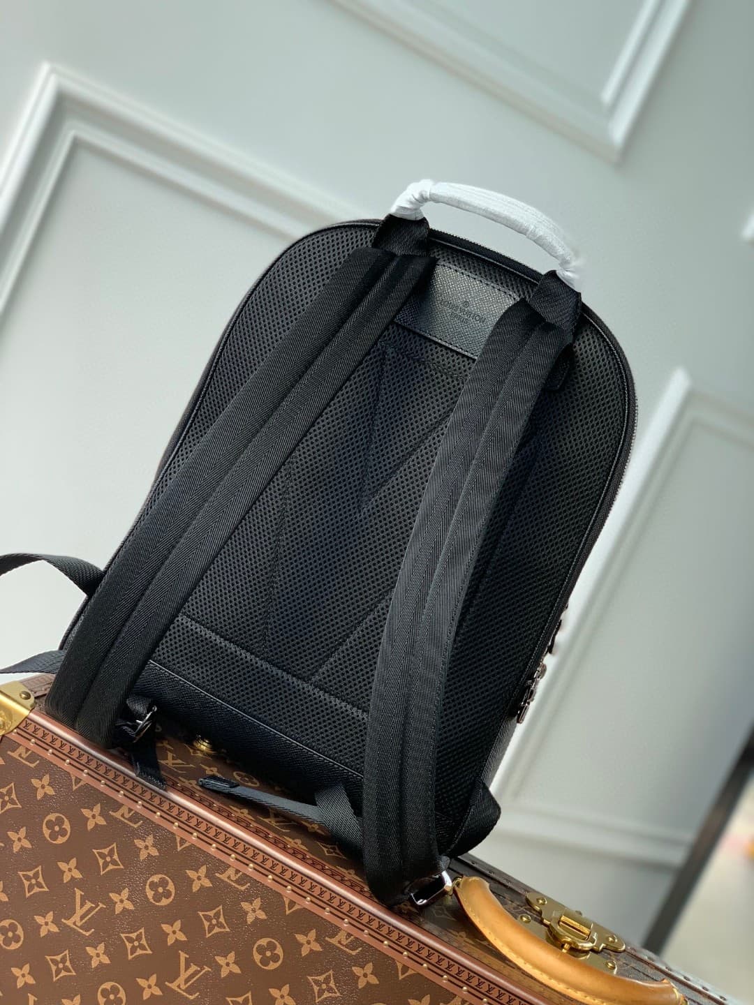 Louis Vuitton Adrian Backpack Taiga cowhide leather M30857 Black High
