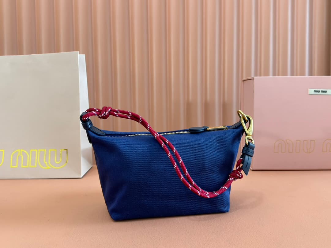 Miu Miu Gabardine pouch Indigo/Amaranth 5NE841 High