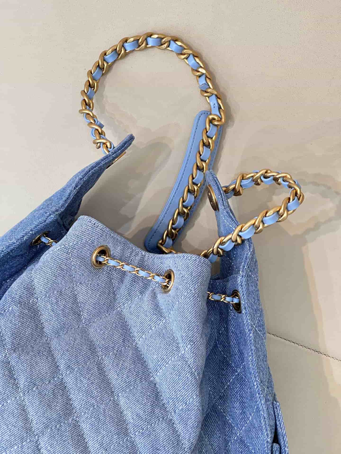 Chanel 25 Medium Hobo handbag AS5311 Denim &Gold-tone Metal Blue TOP