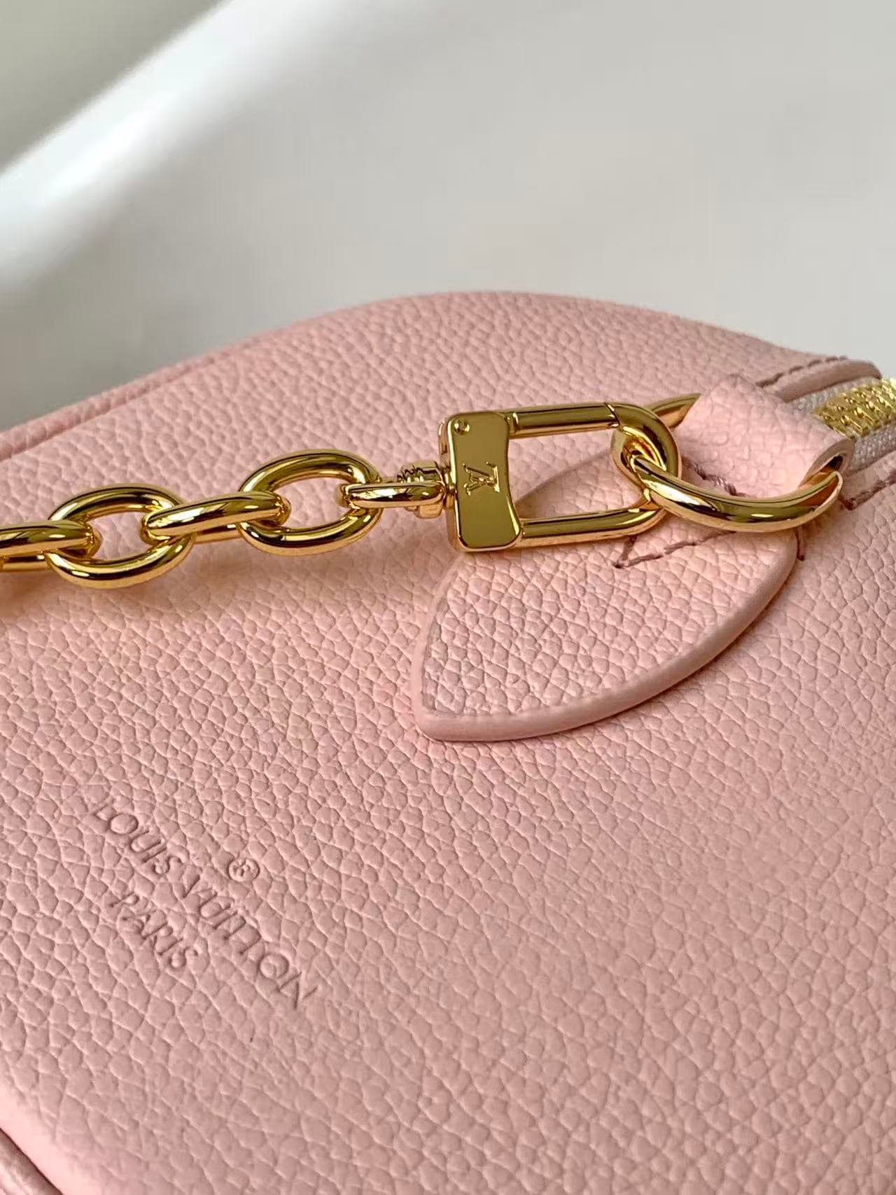 Louis Vuitton SPEEDY BANDOULIÈRE 20 Embossed grained cowhide leather M46518 High