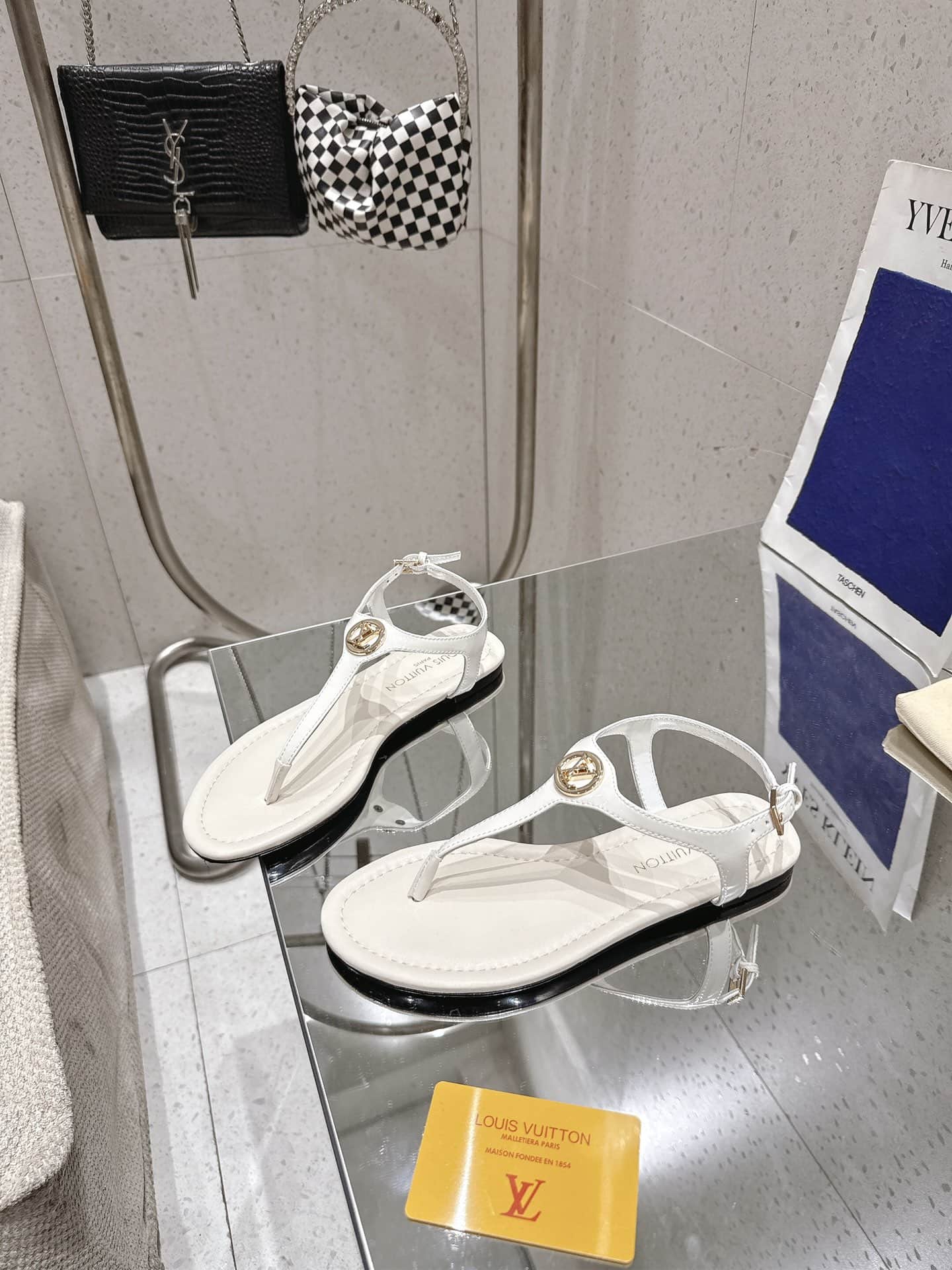 Louis Vuitton Pool Thong Mules shoes Women