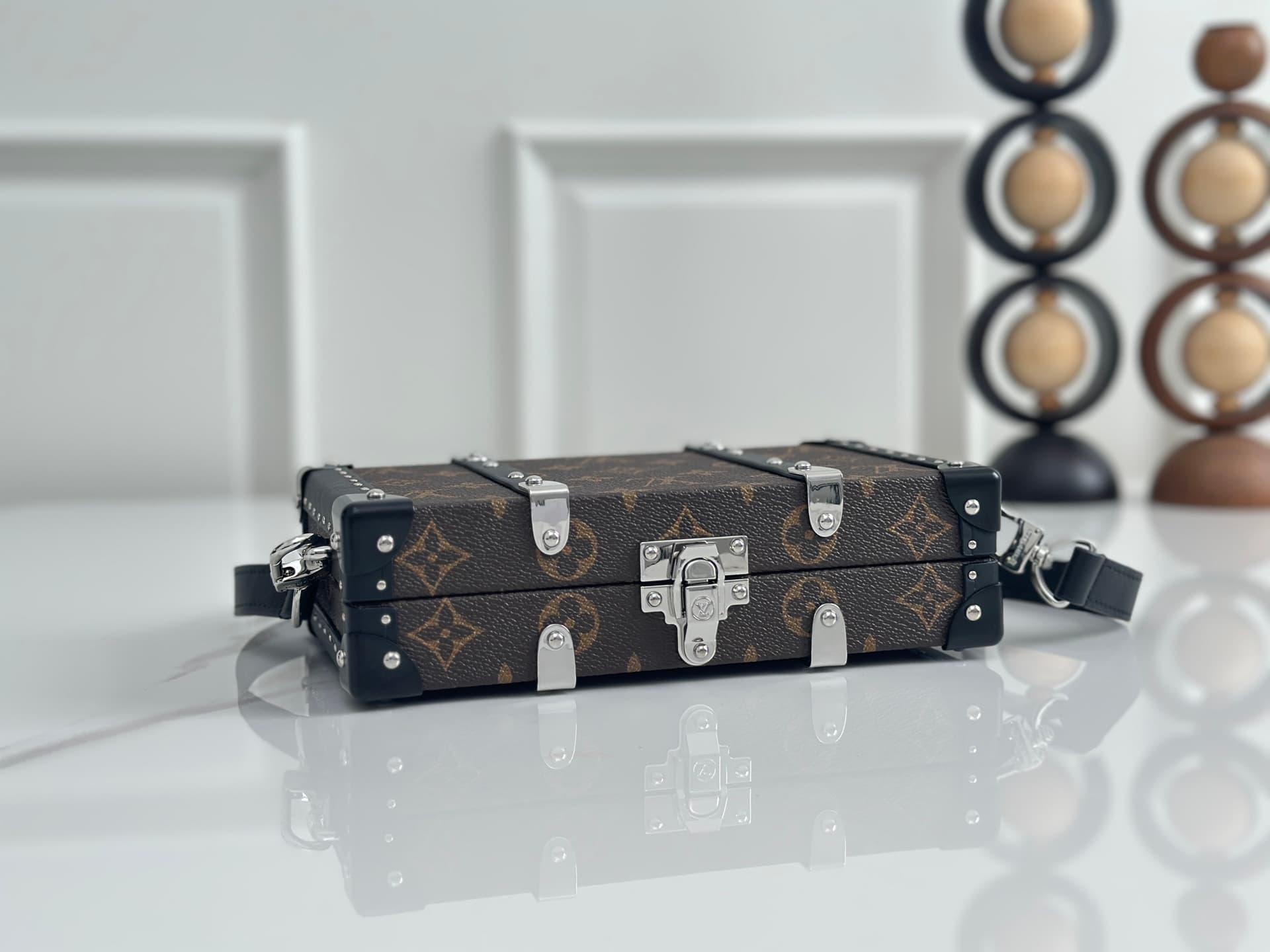 Louis Vuitton Neo Wallet Trunk Monogram coated canvas M20953 High